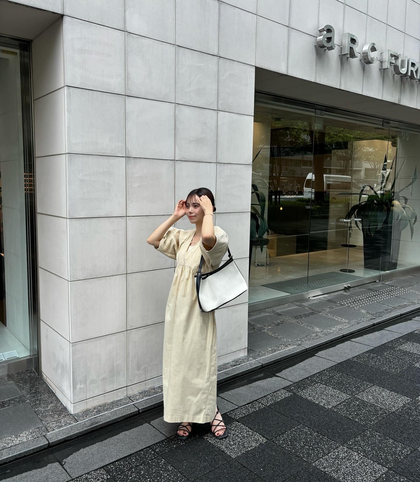 v sleeve pin tuck cocoon op【eim plus+限定アイテム】