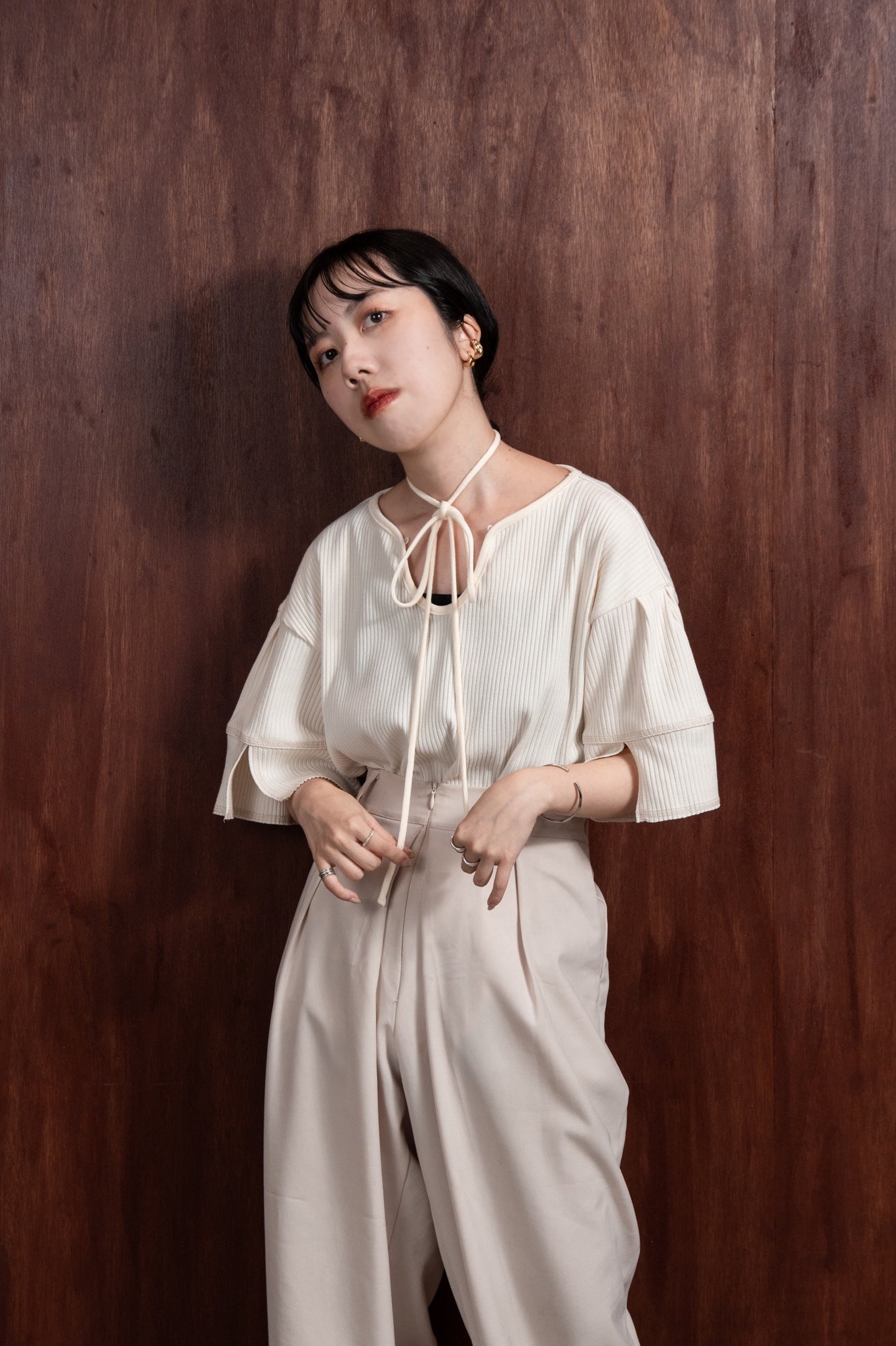 neck arrange rib stitch tops
