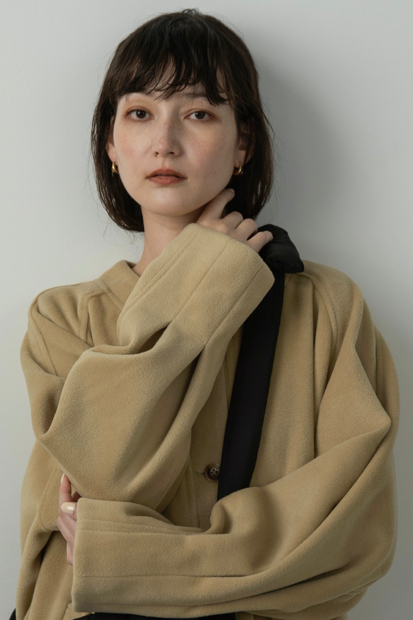 raglan sleeve tuck coat