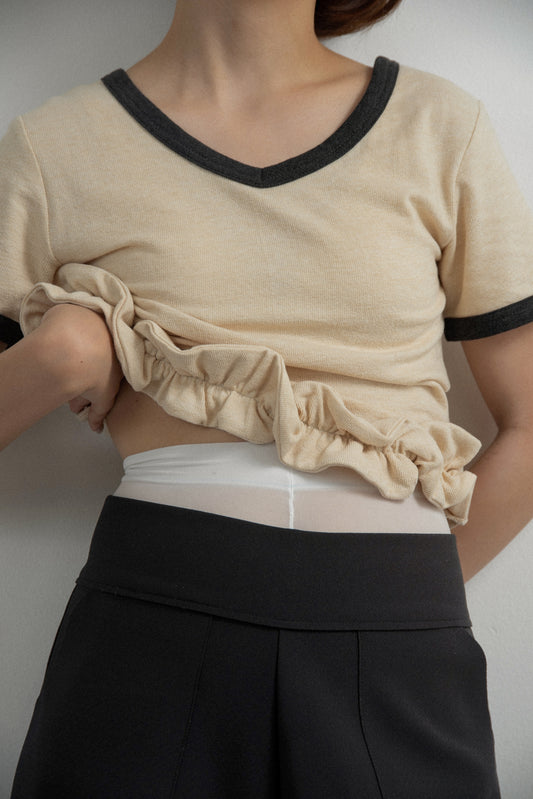 bicolor hem ruffle v tops