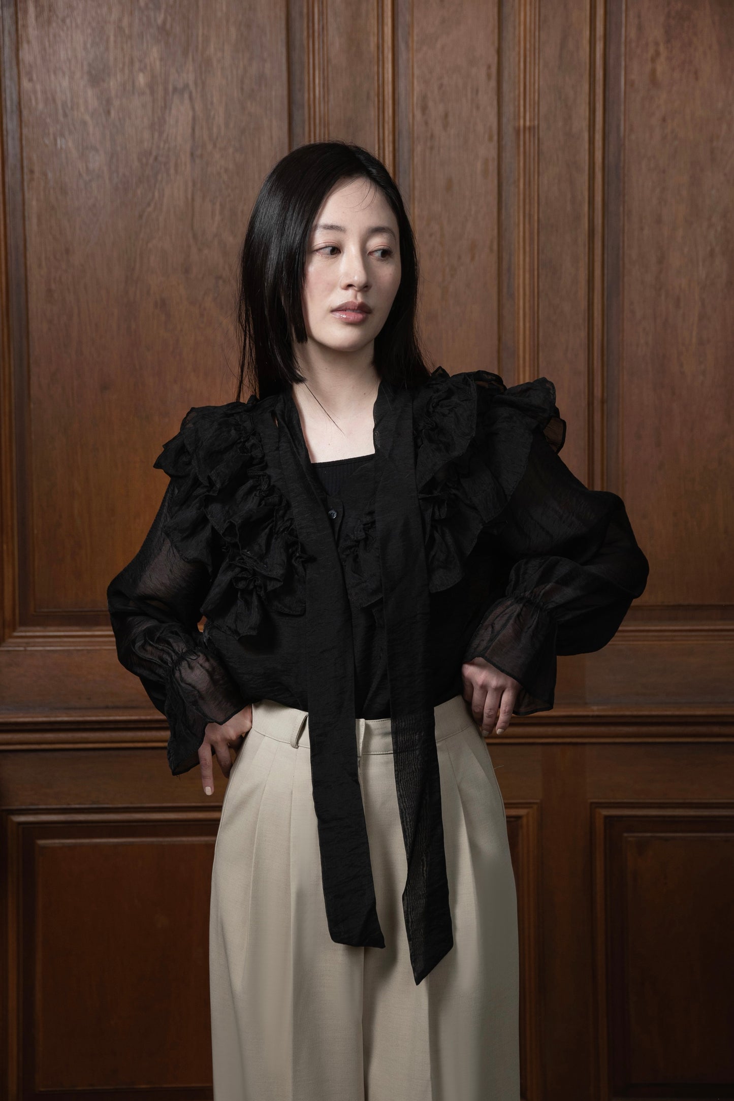 double frill ribbon blouse