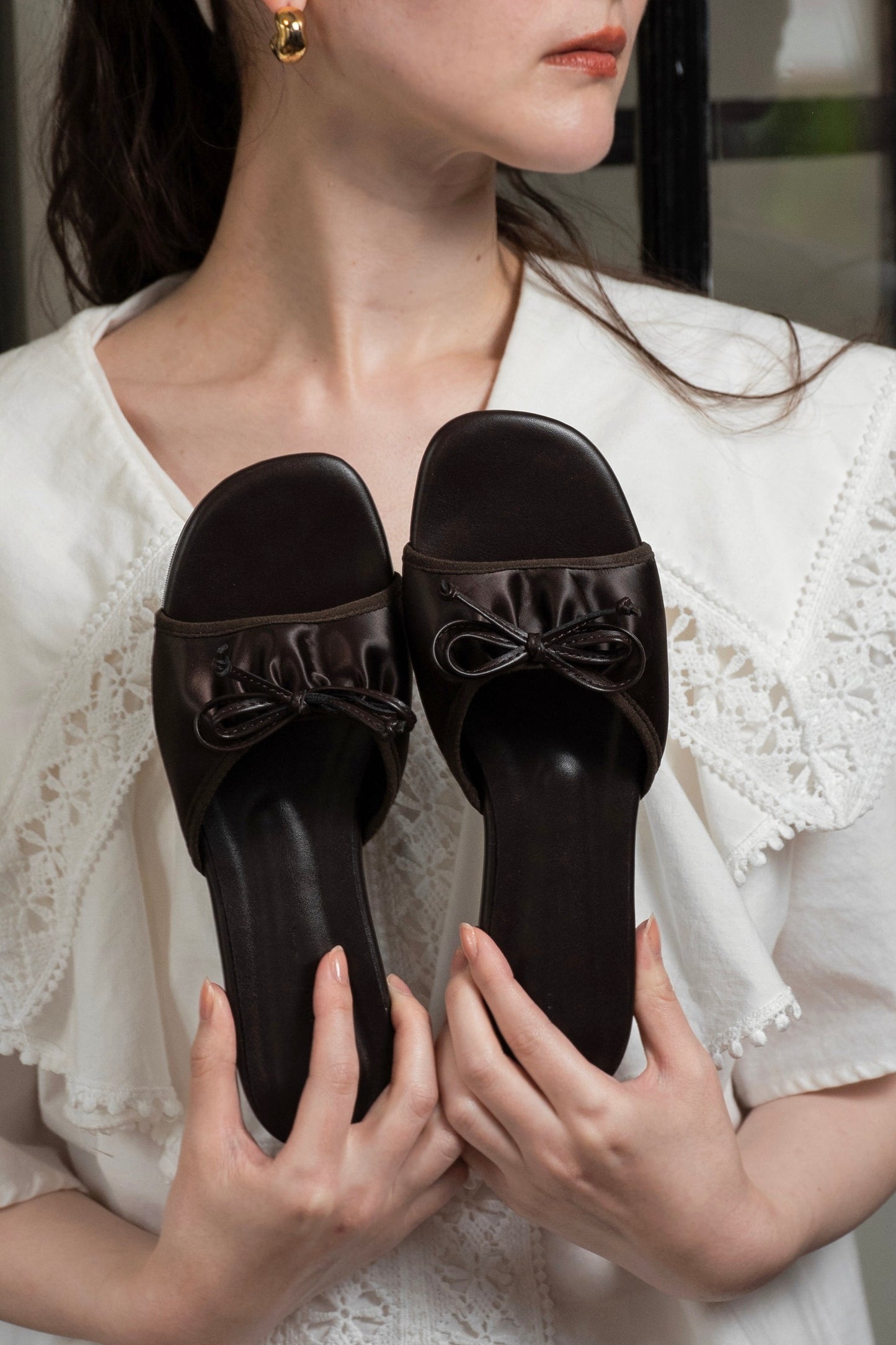 ribbon gather accent sandal
