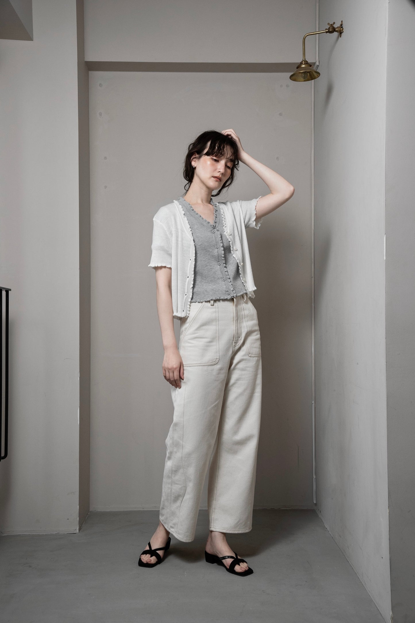 frill point short sleeve cardigan