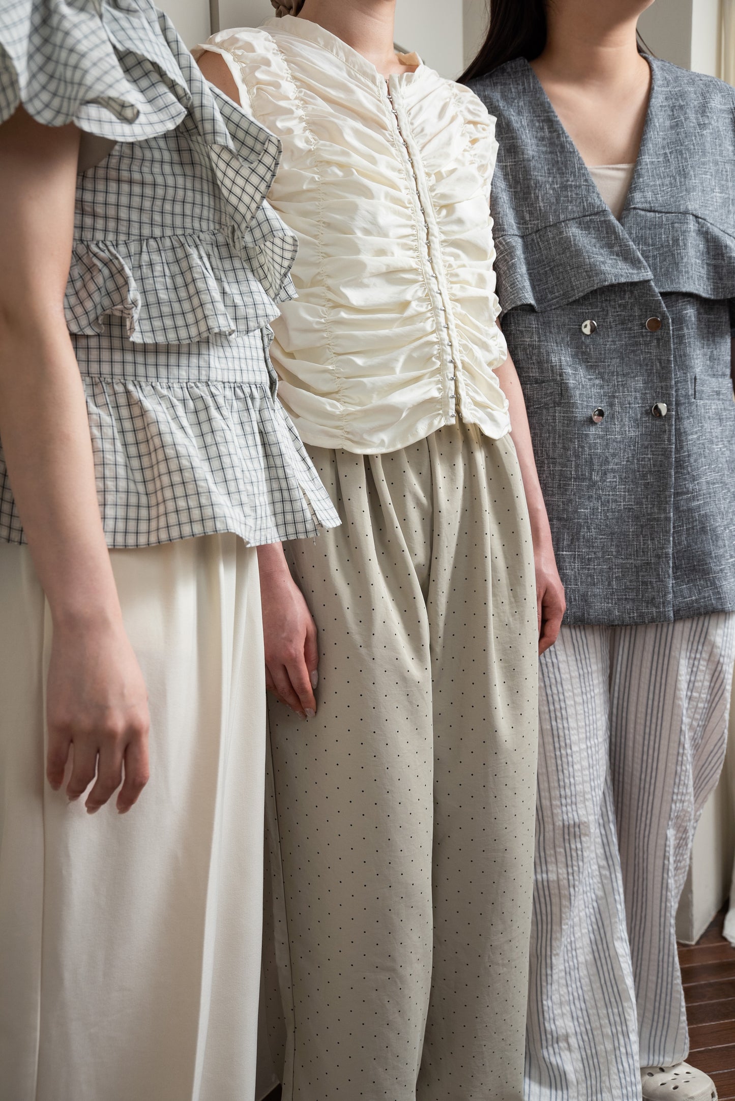 elastic waist dot pants