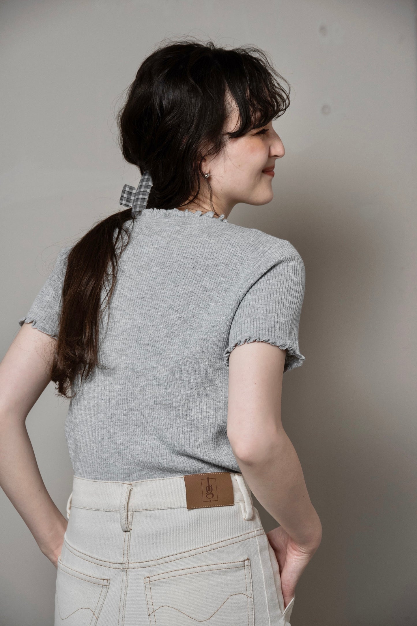 frill point short sleeve cardigan