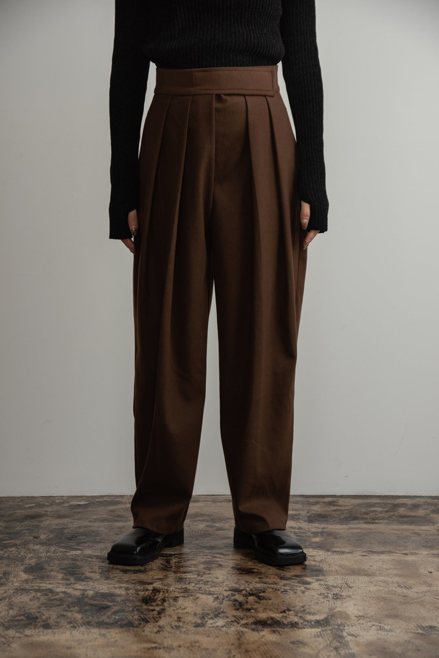 velcro tuck pants