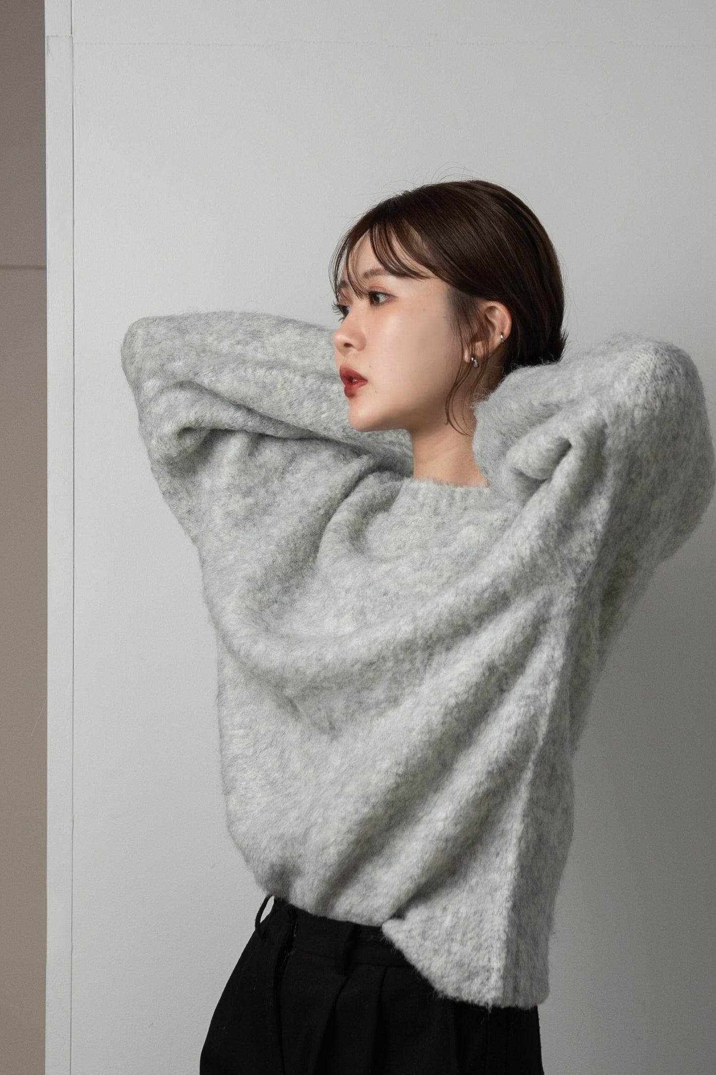 crew neck shaggy knit