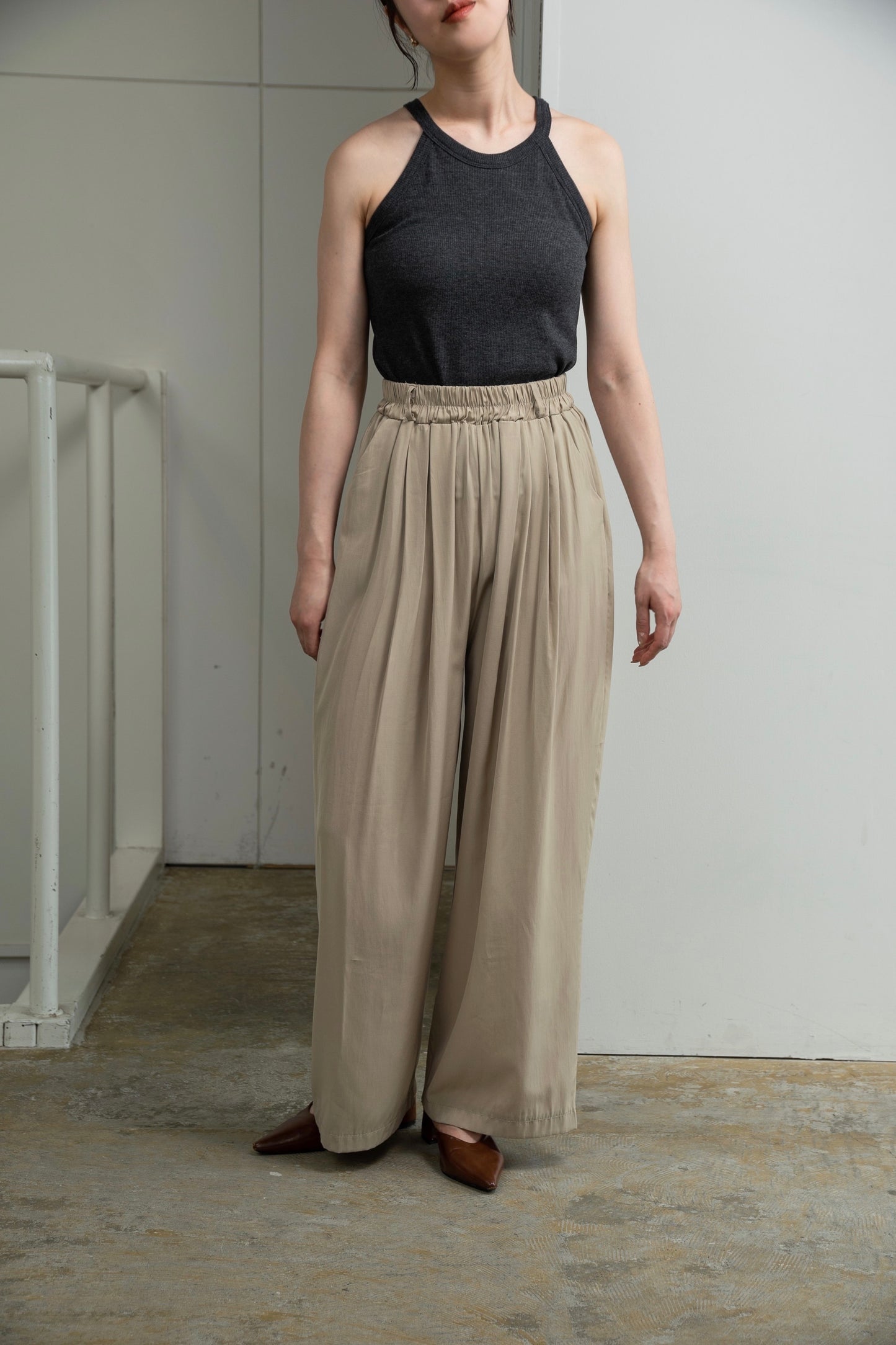 halter neck tank top