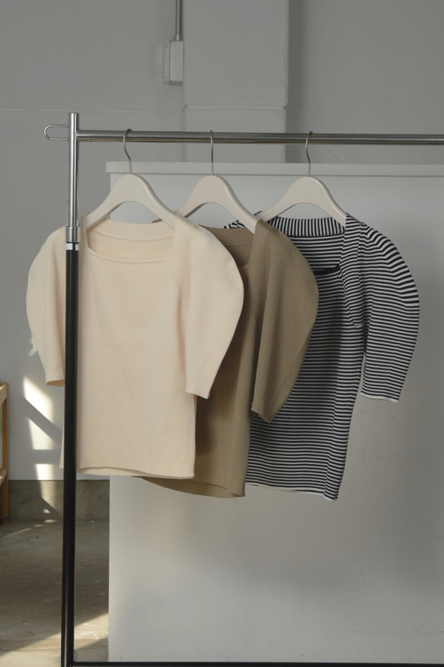 puff sleeve square neck knit