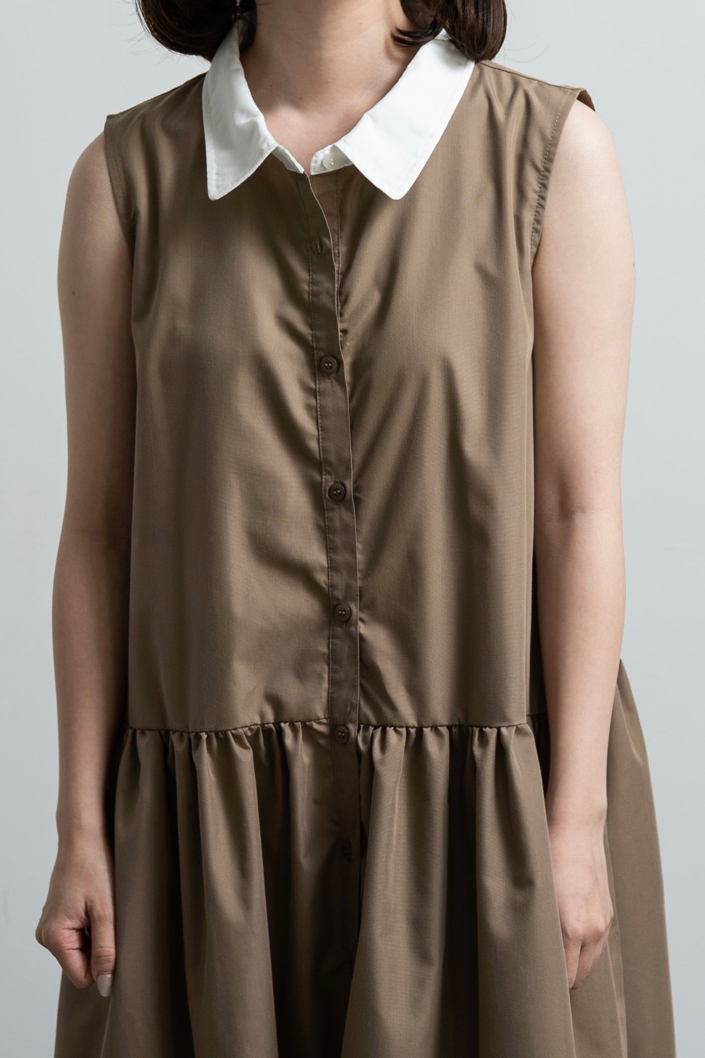 collar tiered op