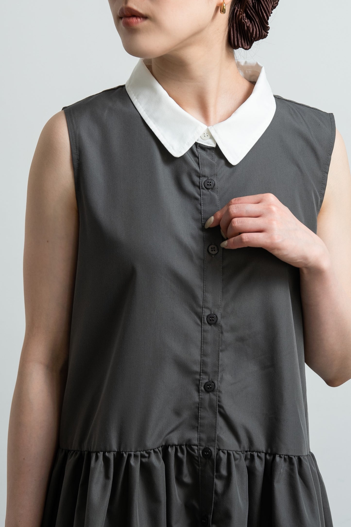 collar tiered op