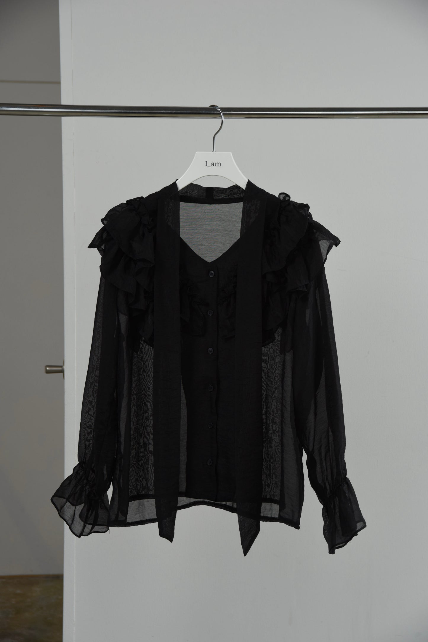 double frill ribbon blouse
