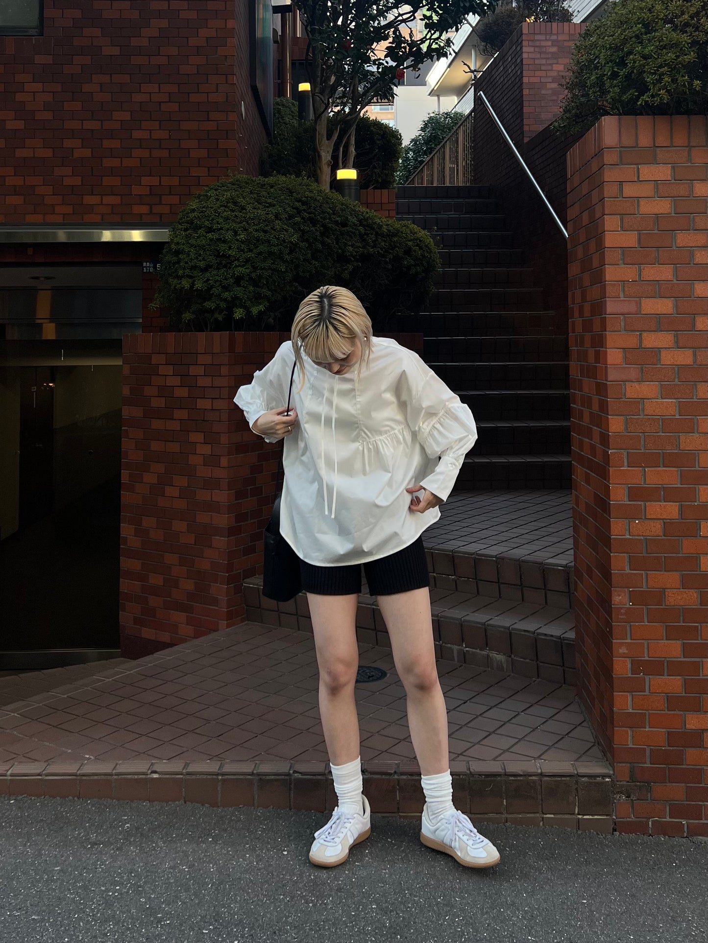 stand neck line design blouse【eim plus+限定アイテム】