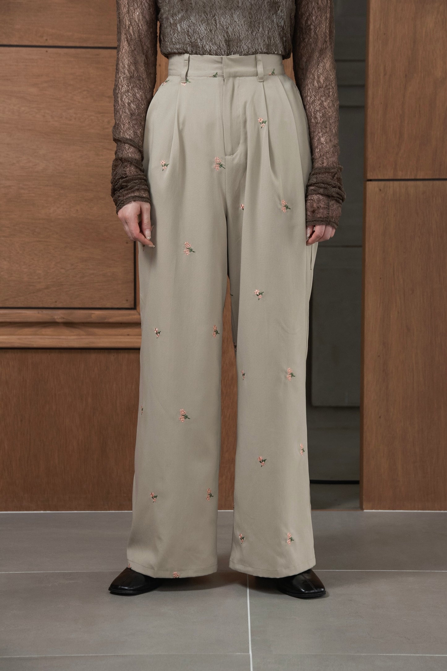 embroidery flower pants