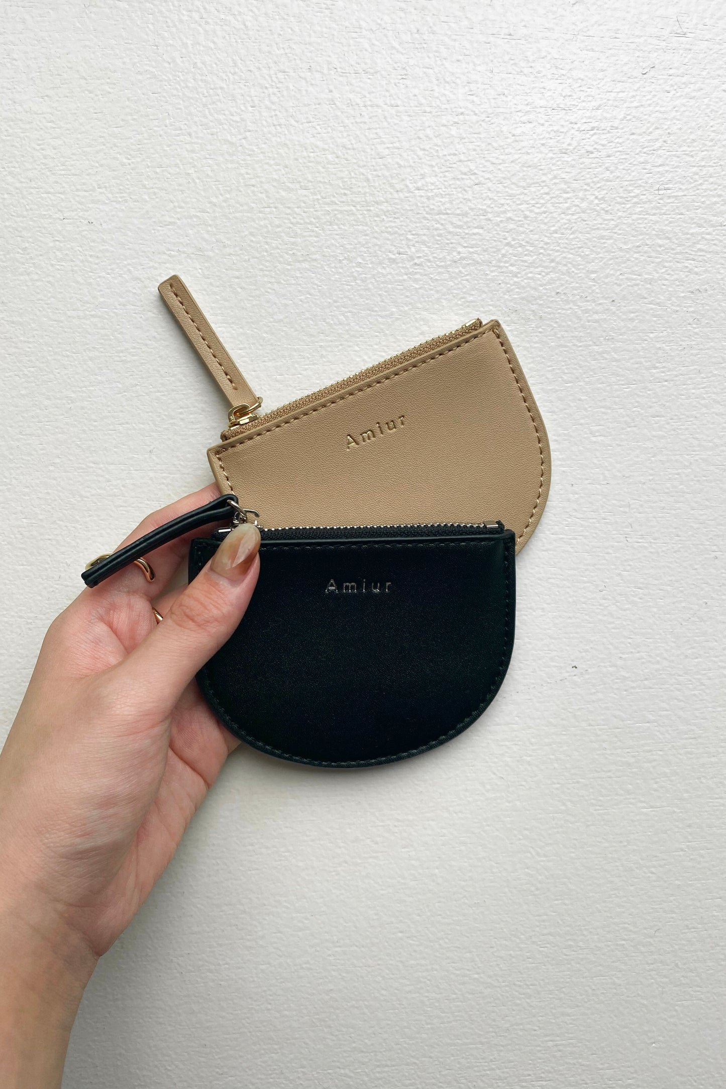 Amiur coin case