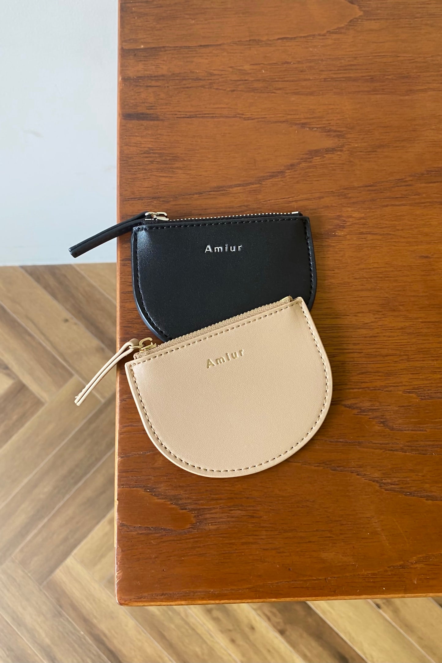Amiur coin case