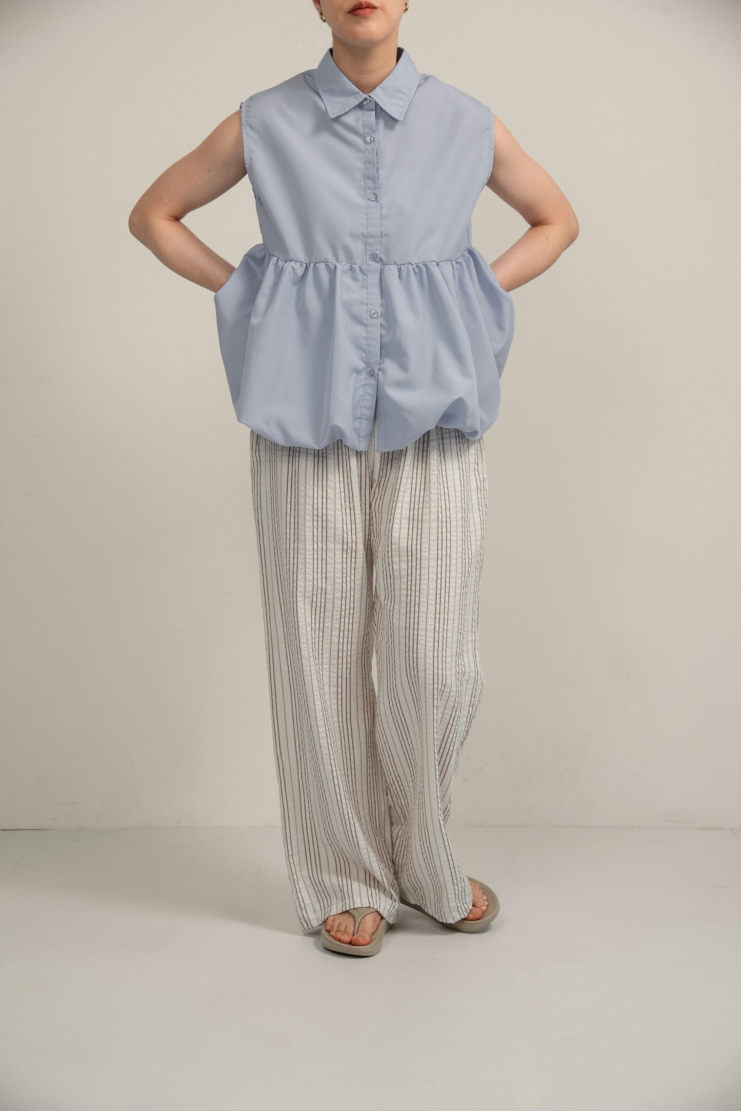 nosleeve balloon shirt