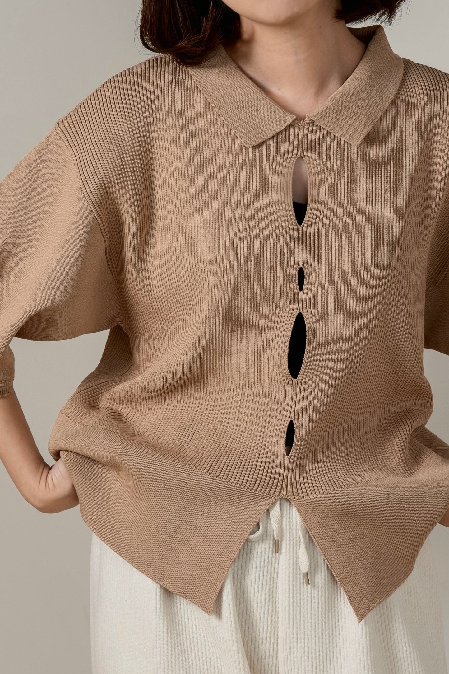 perforated collar puff sleeve knit