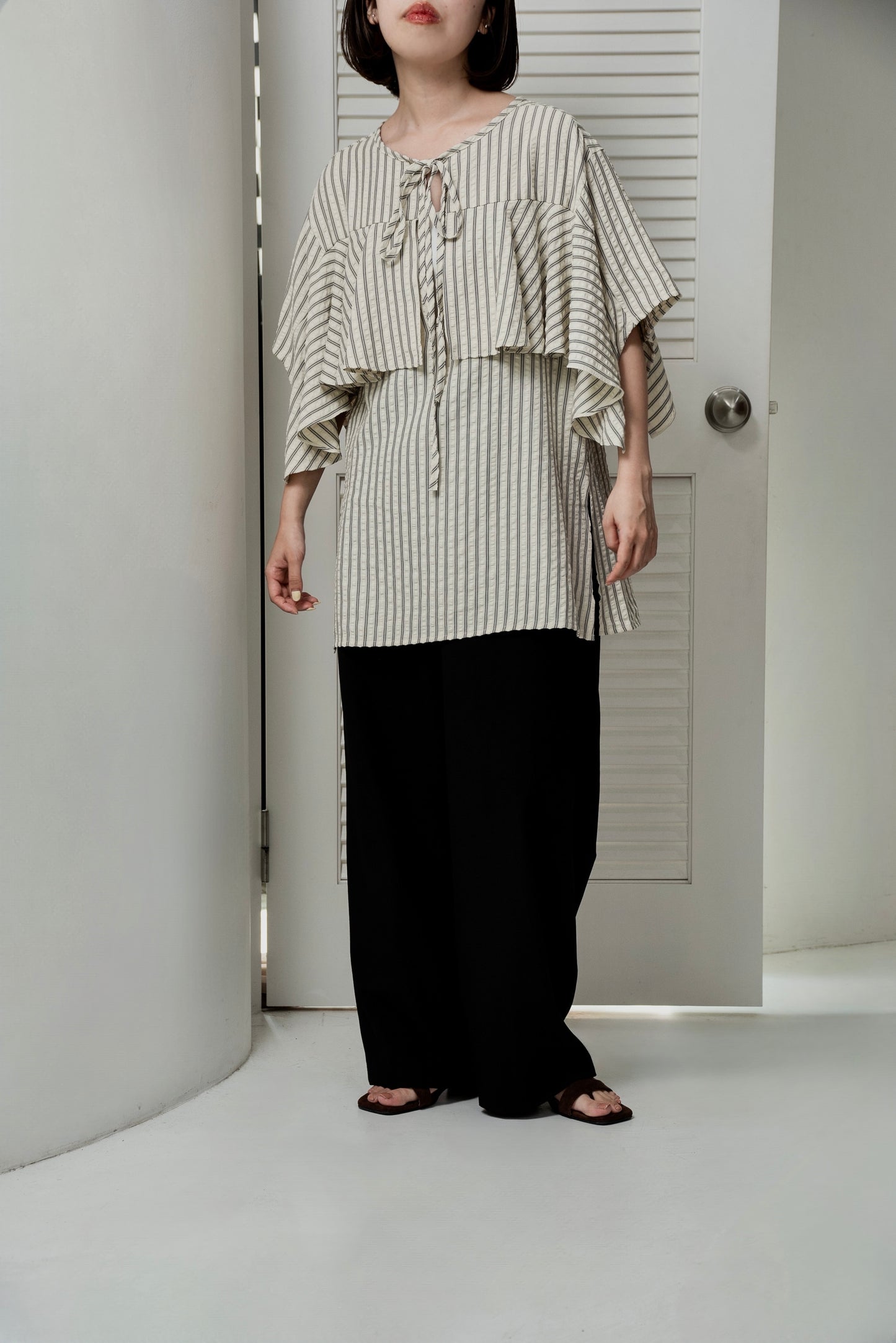 unevenness stripe frill ribbon blouse