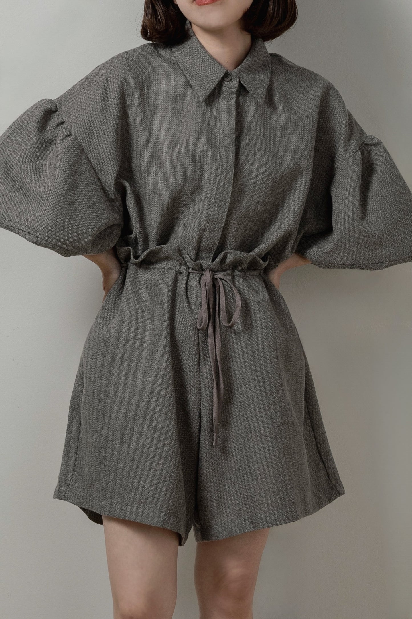 volume sleeve waist gather combinaison