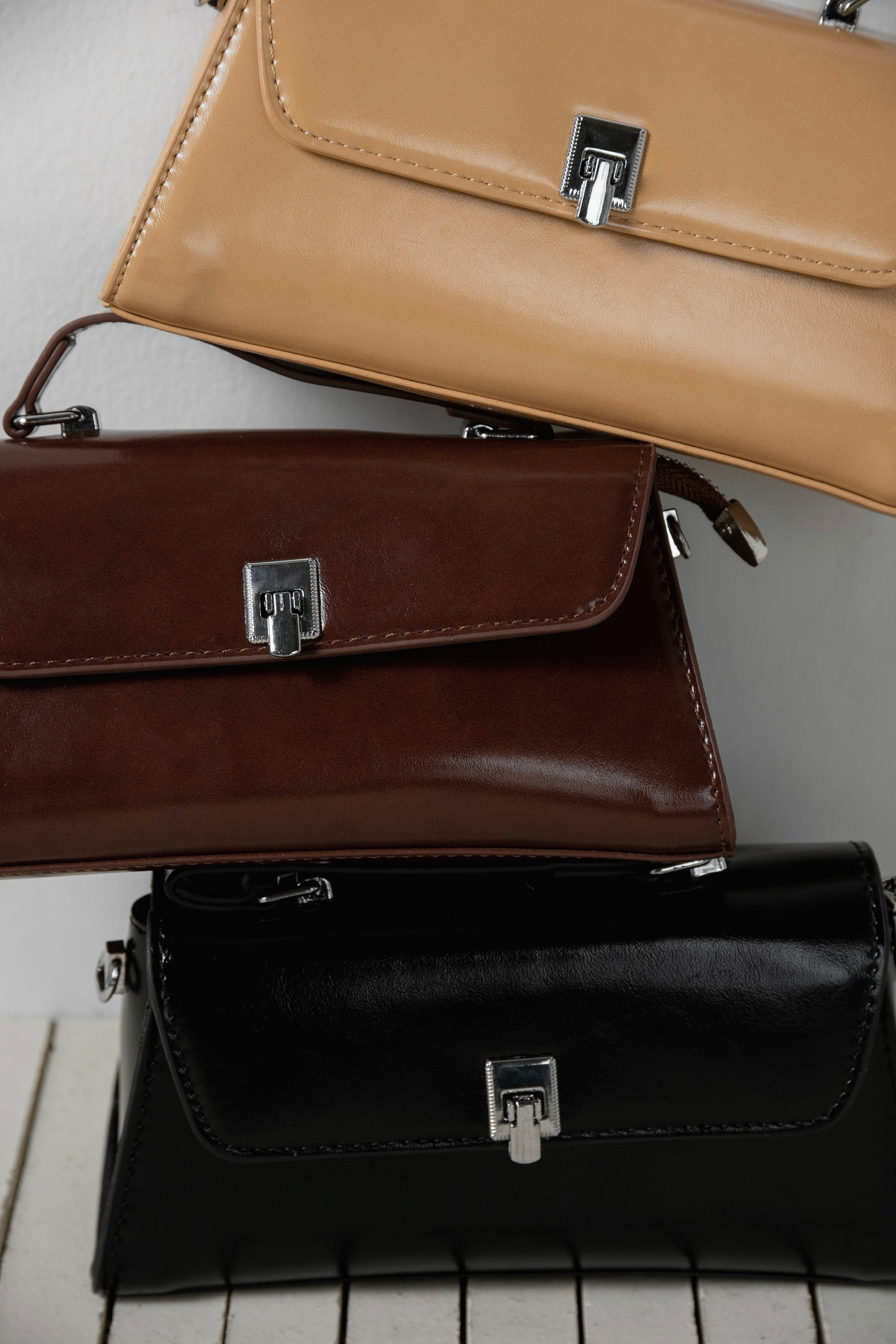 2way square buckle point bag