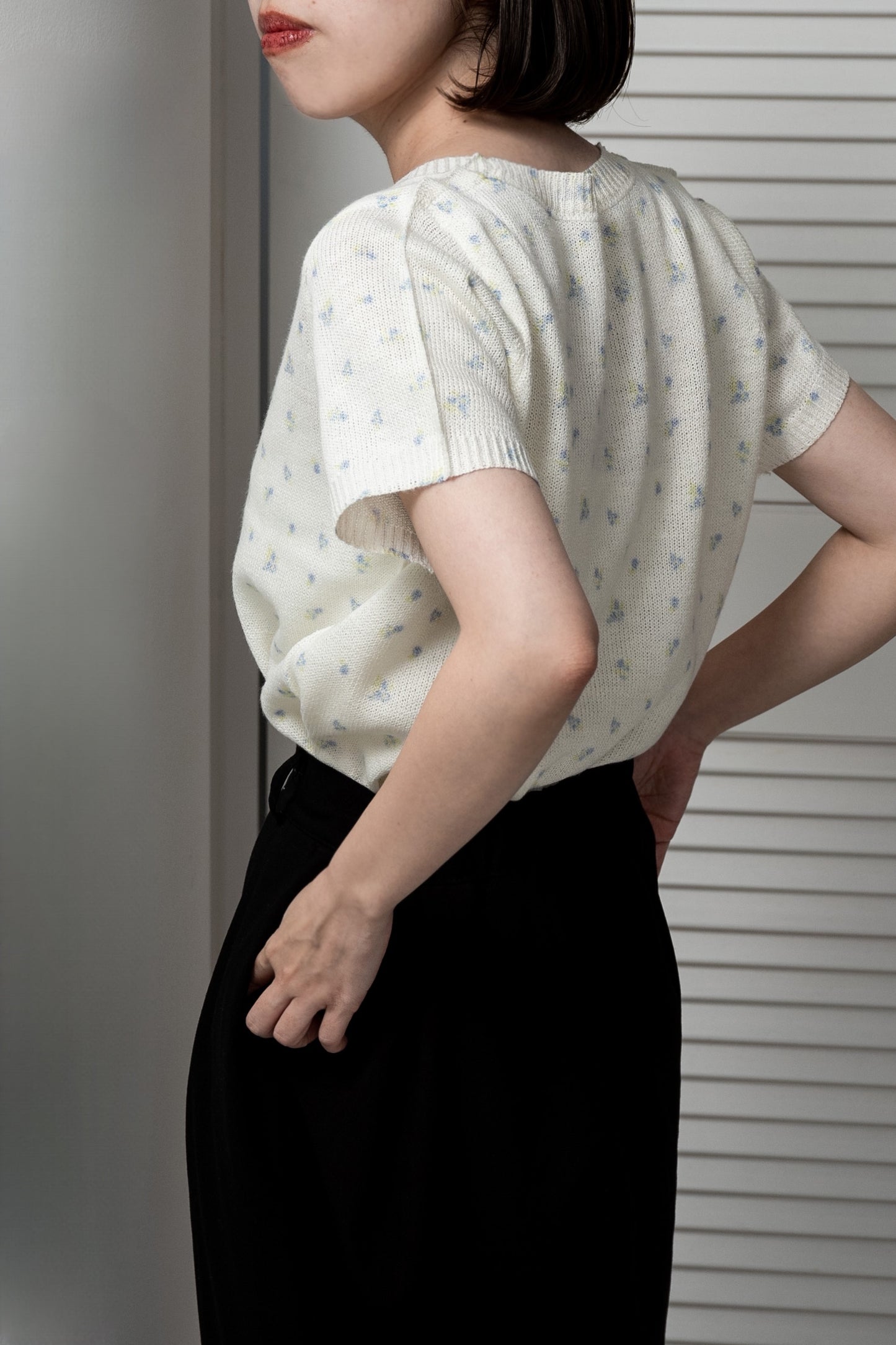 small floral pattern round neck tops