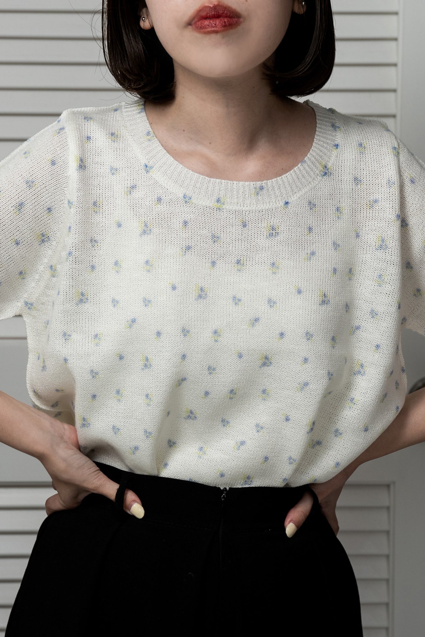 small floral pattern round neck tops