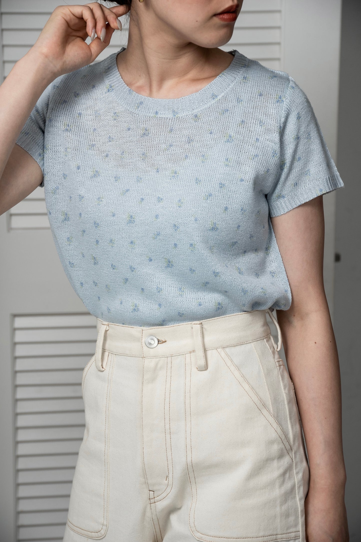small floral pattern round neck tops