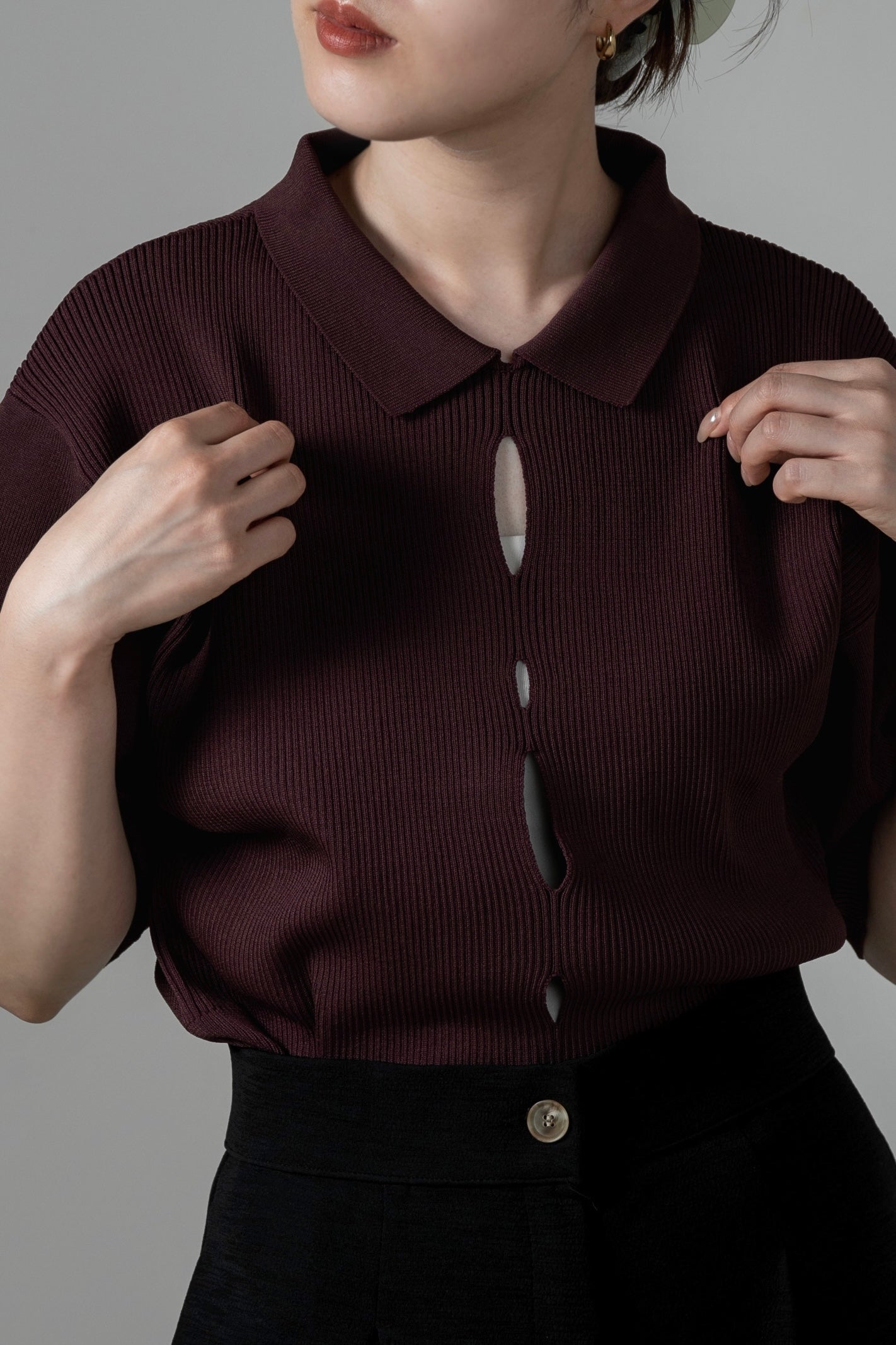 perforated collar puff sleeve knit