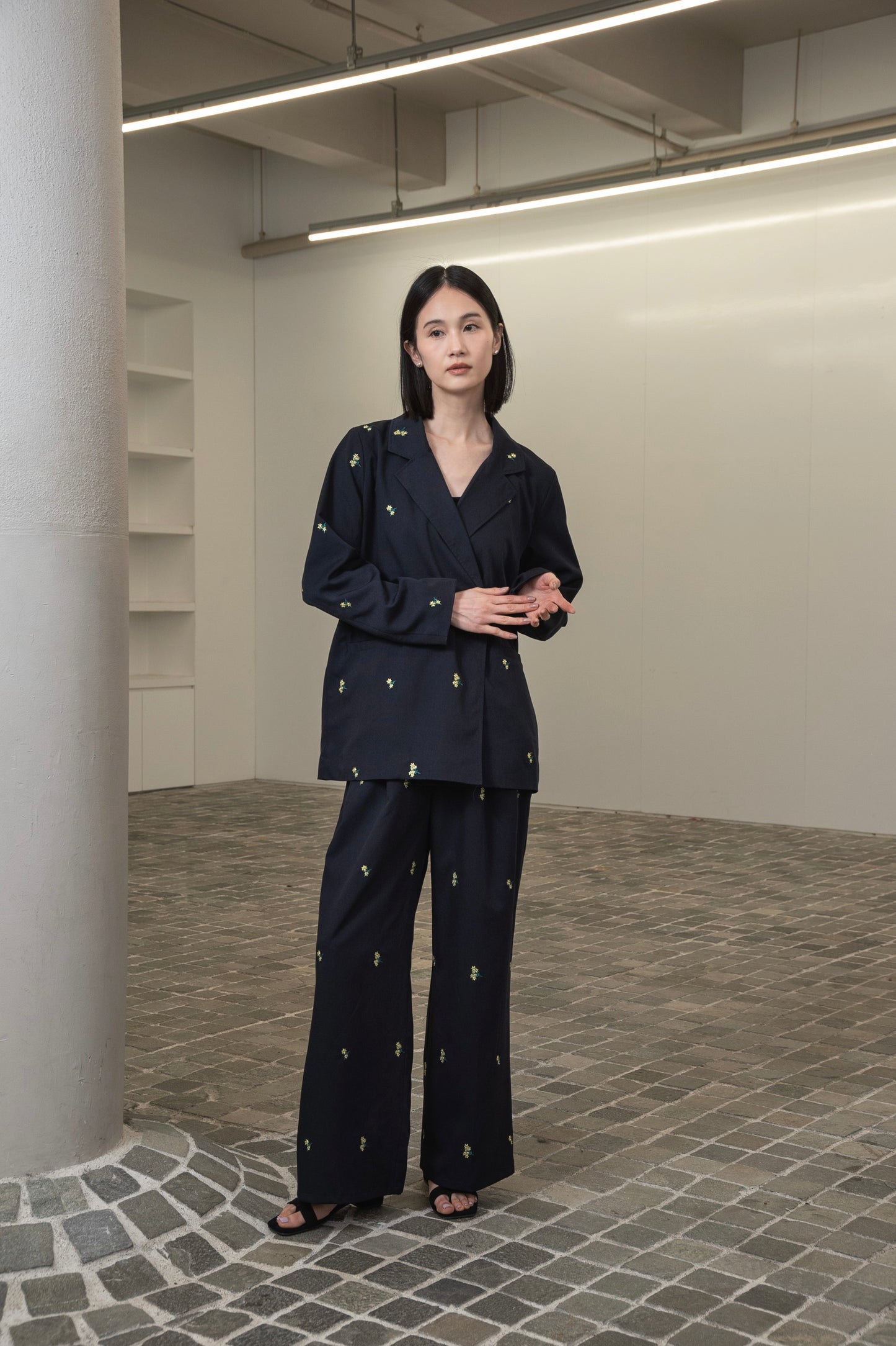 embroidery flower pants