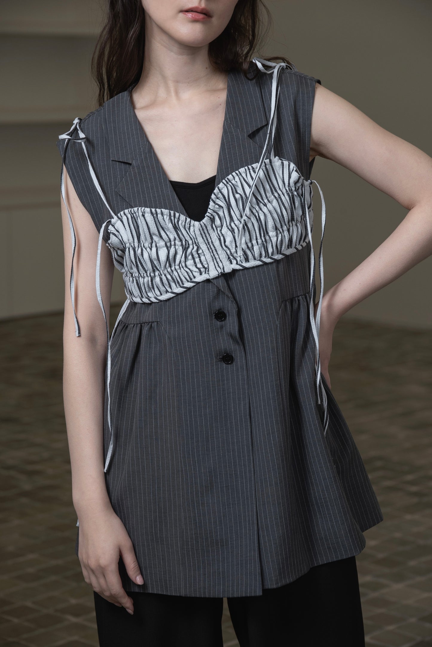 string ribbon gather stripe bustier