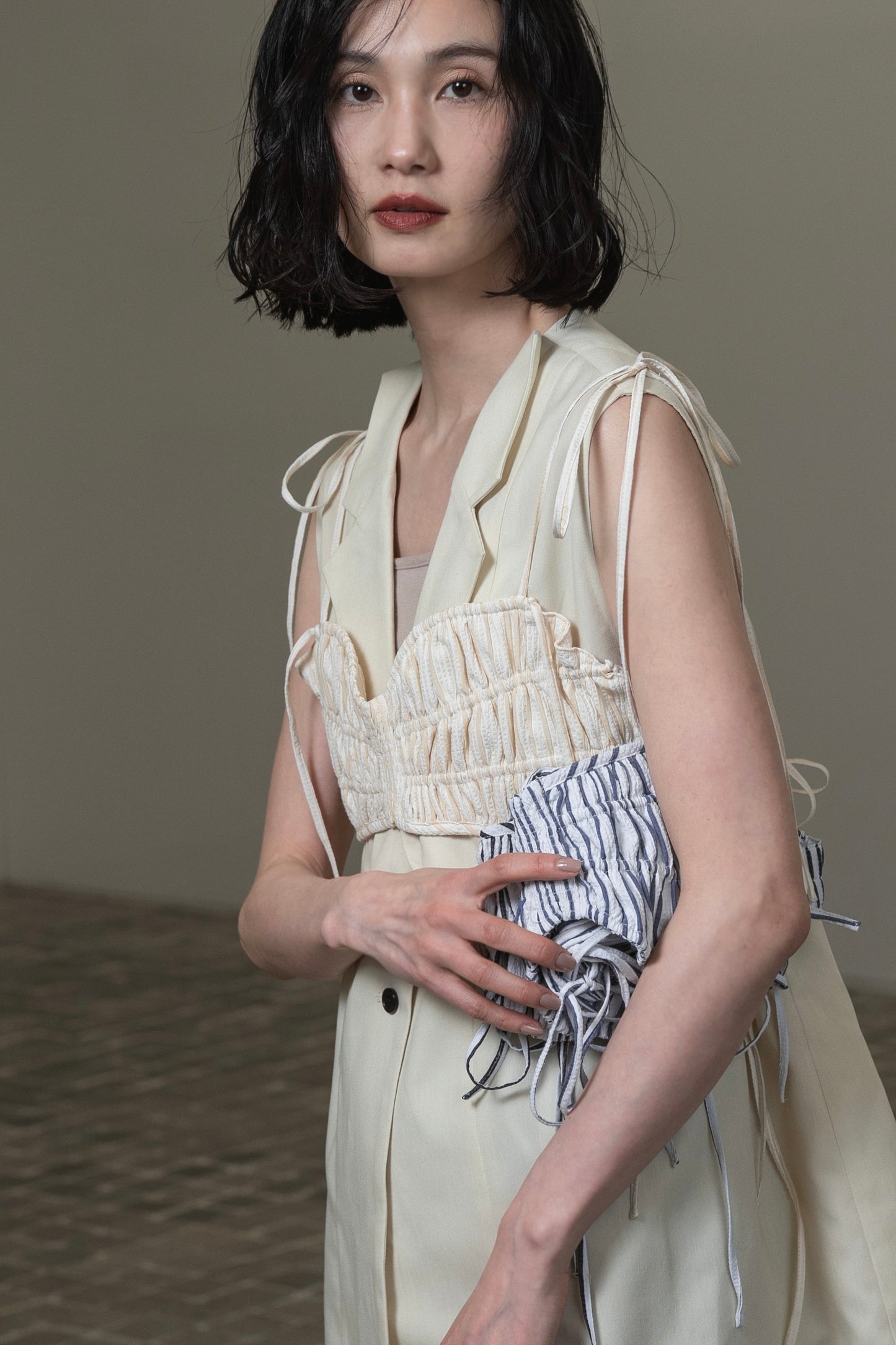 string ribbon gather stripe bustier