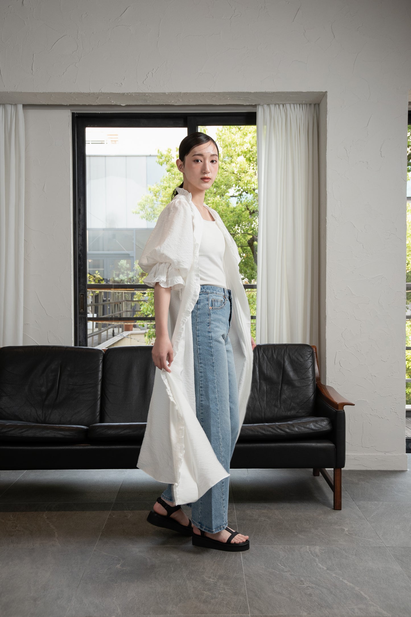 puff sleeve frill cotton like gown