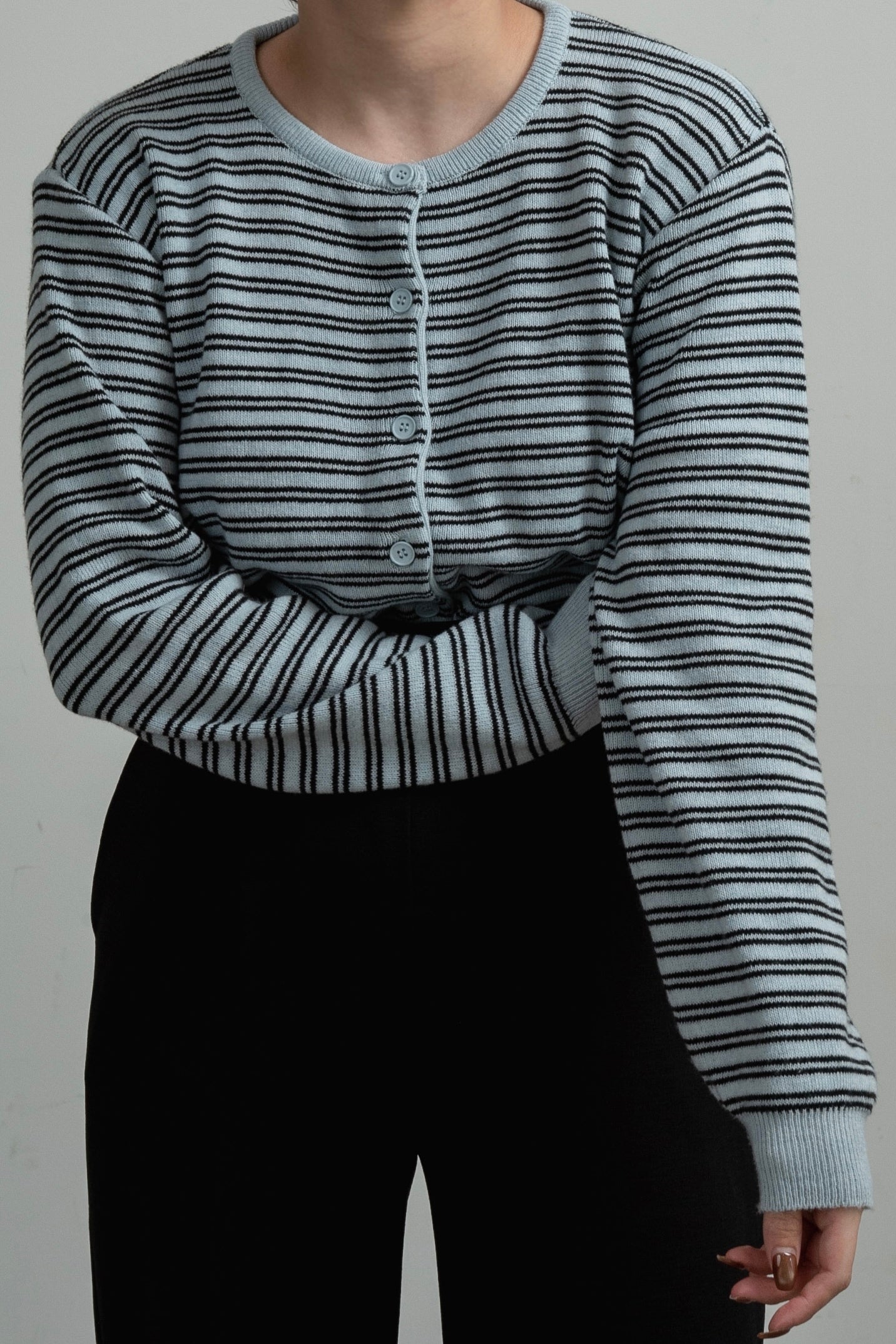 horizontal stripe crew neck cardigan