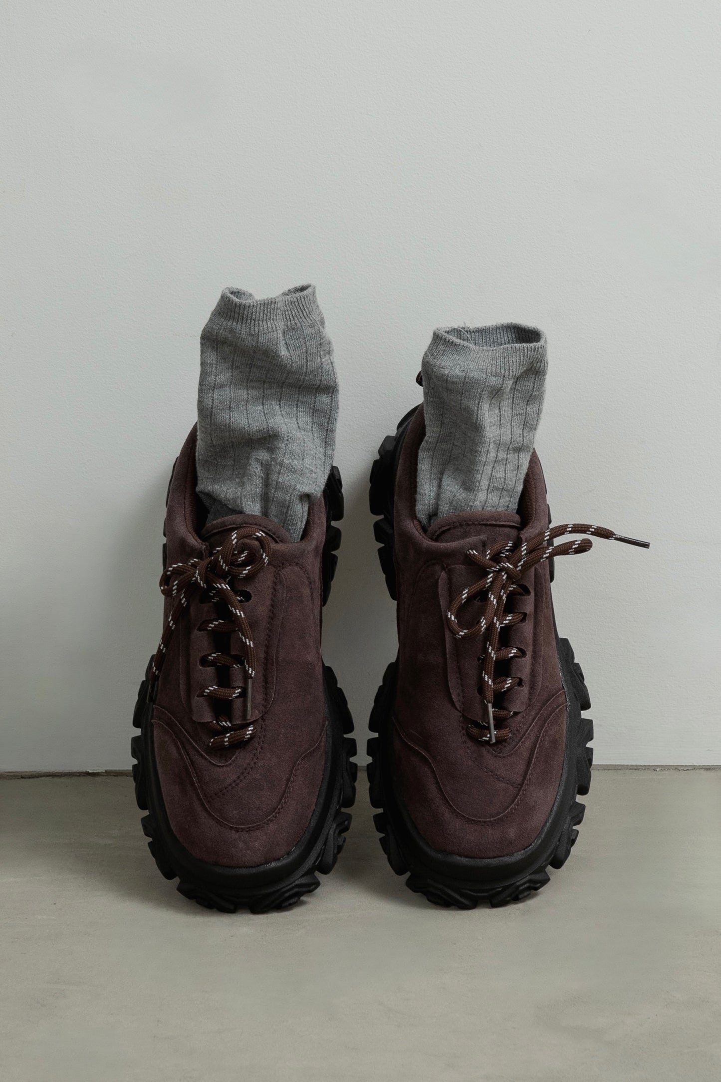 asymmetry design dad sneaker