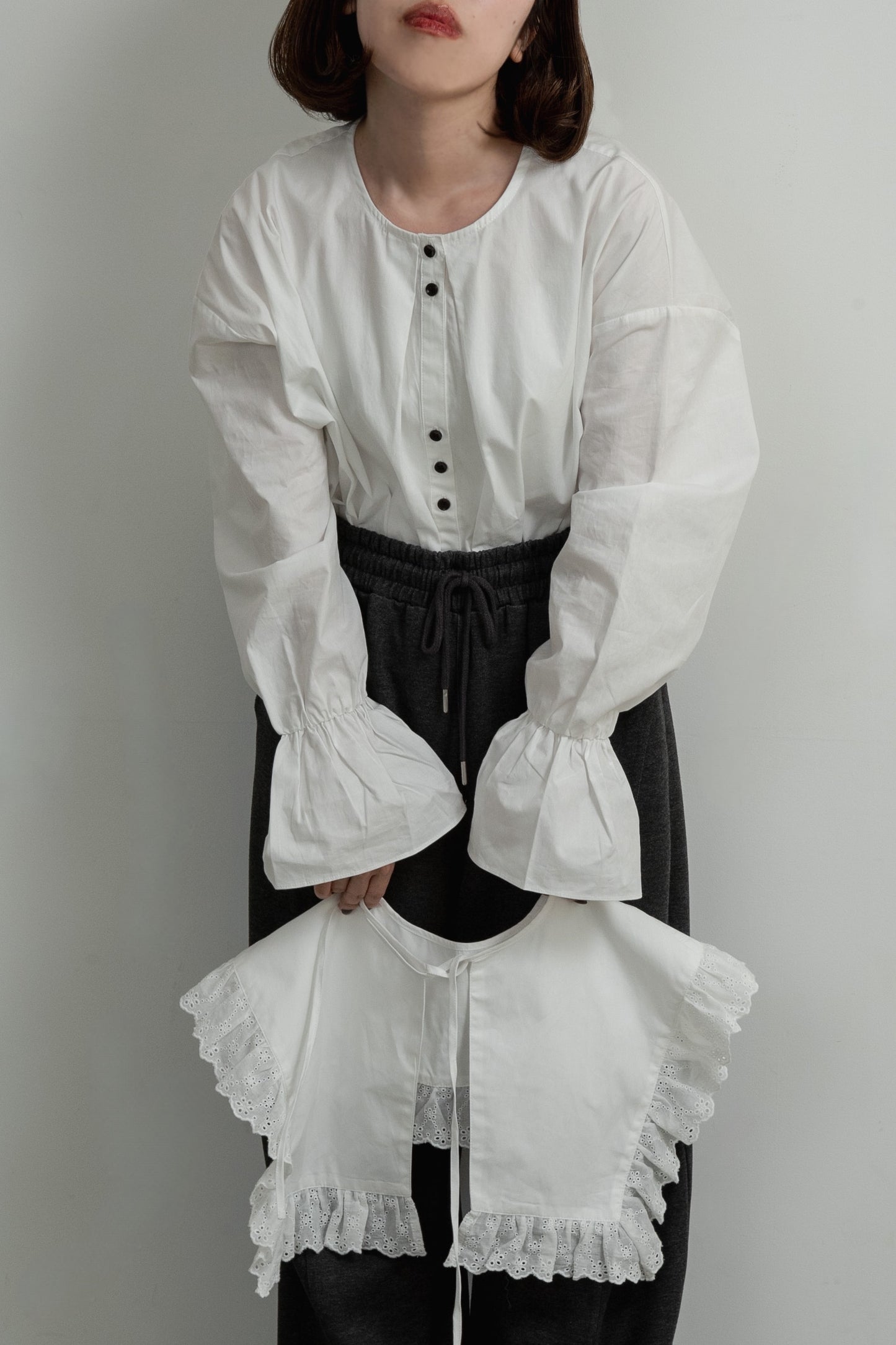 multiway big collar accent button blouse
