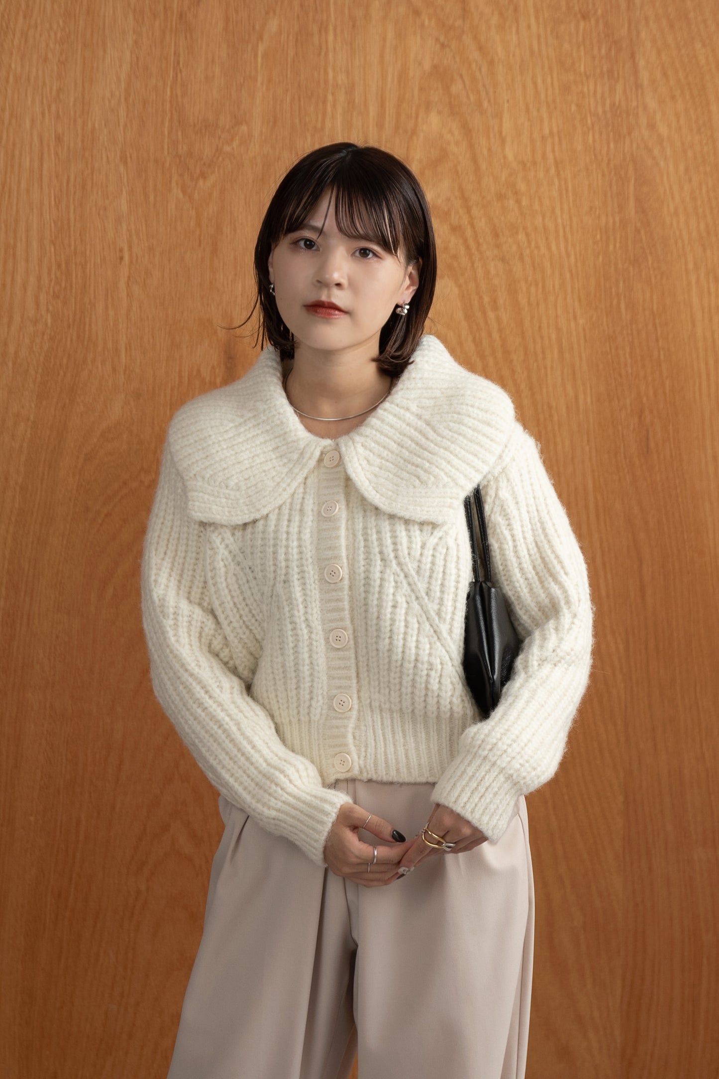 big collar button short knit