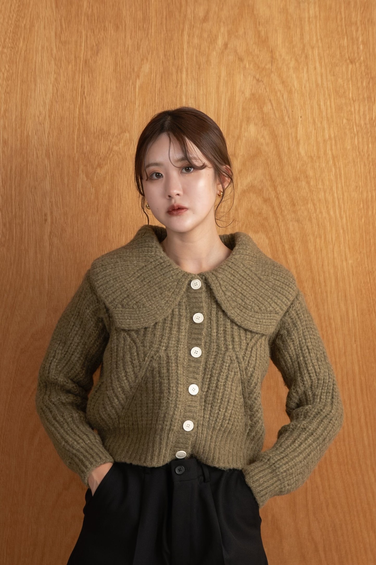 big collar button short knit