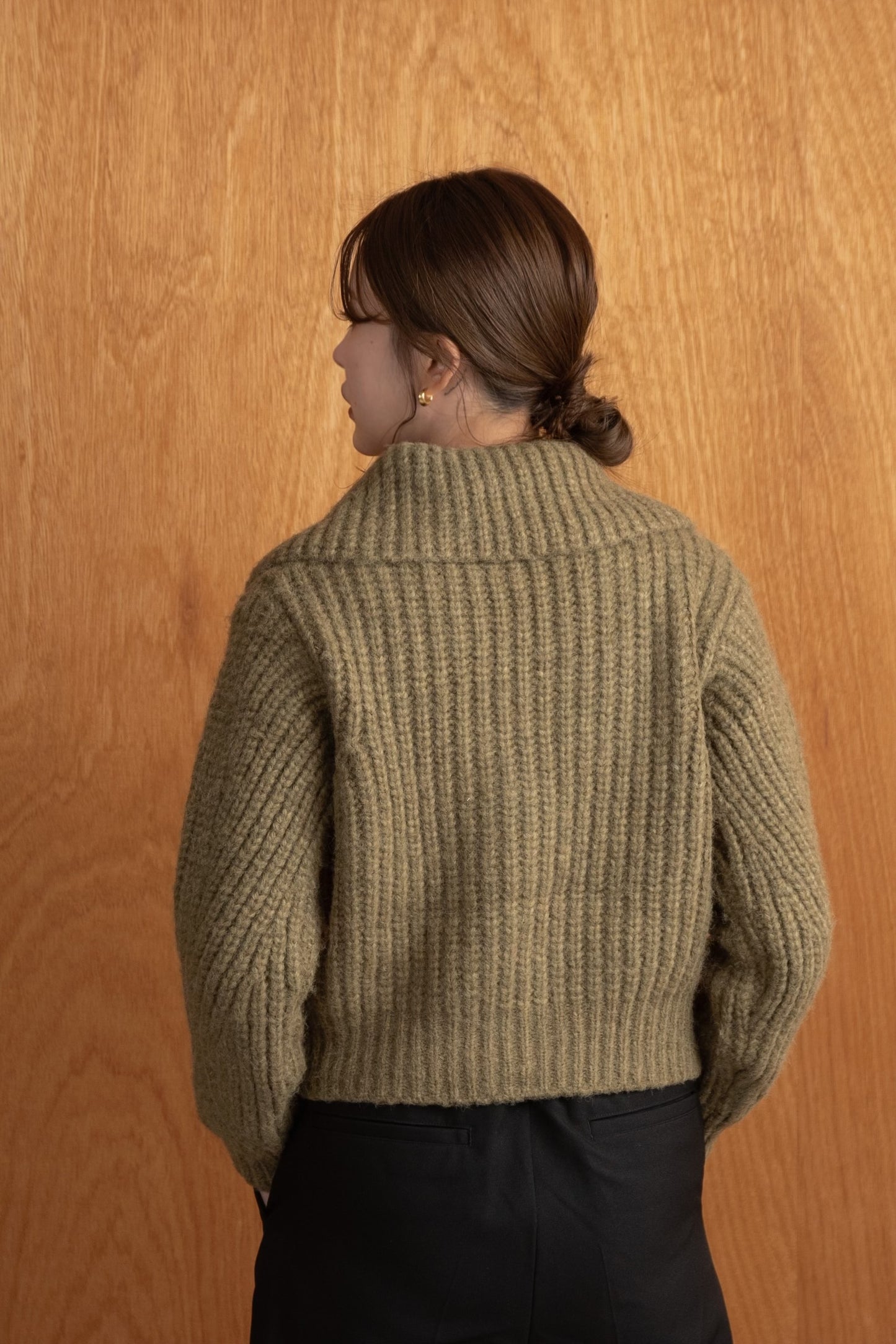 big collar button short knit