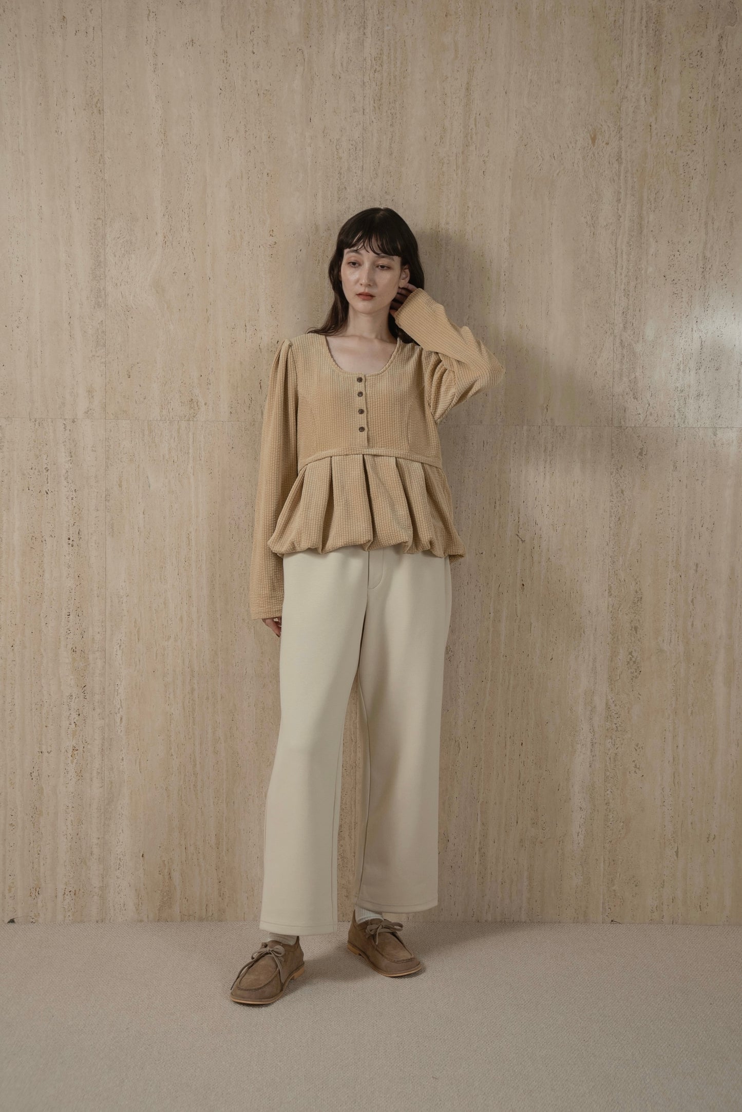 uneck balloon corduroy tops