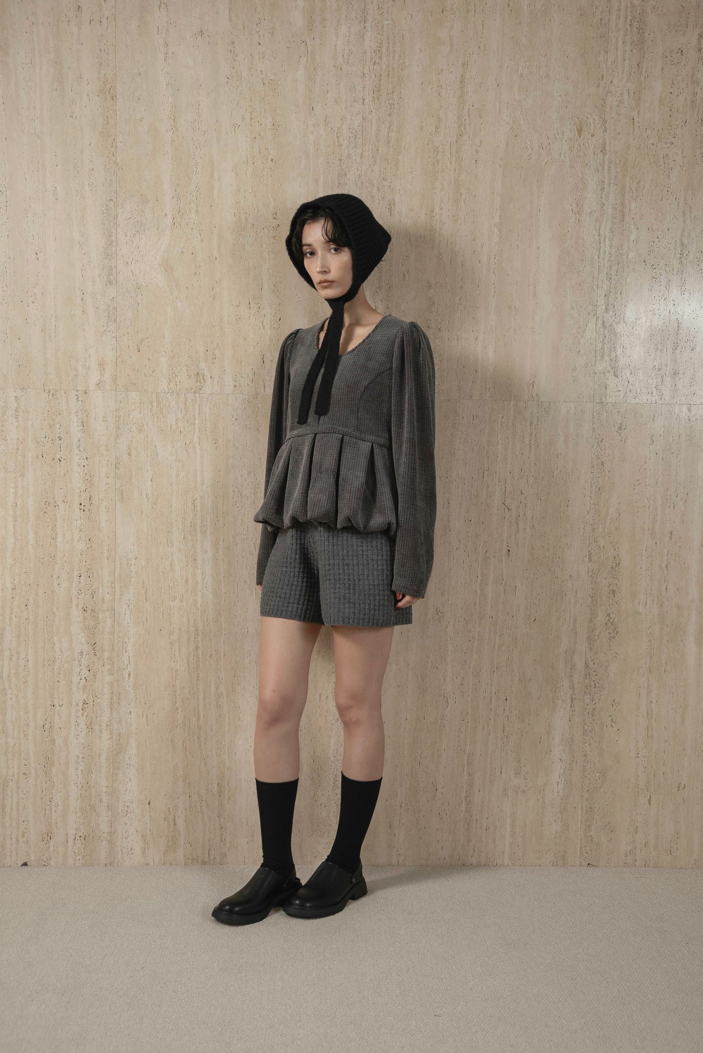 uneck balloon corduroy tops