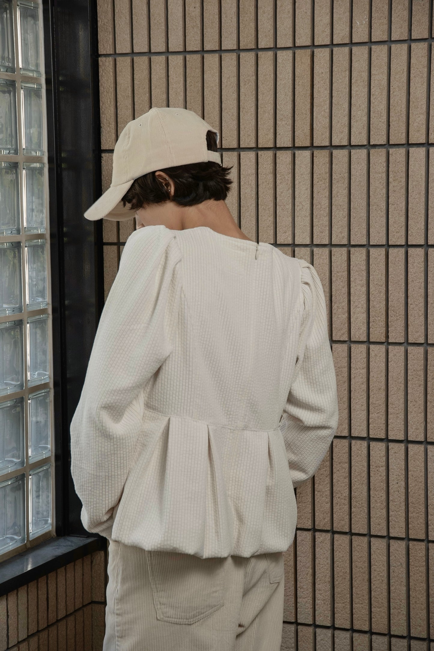 thin line corduroy cap