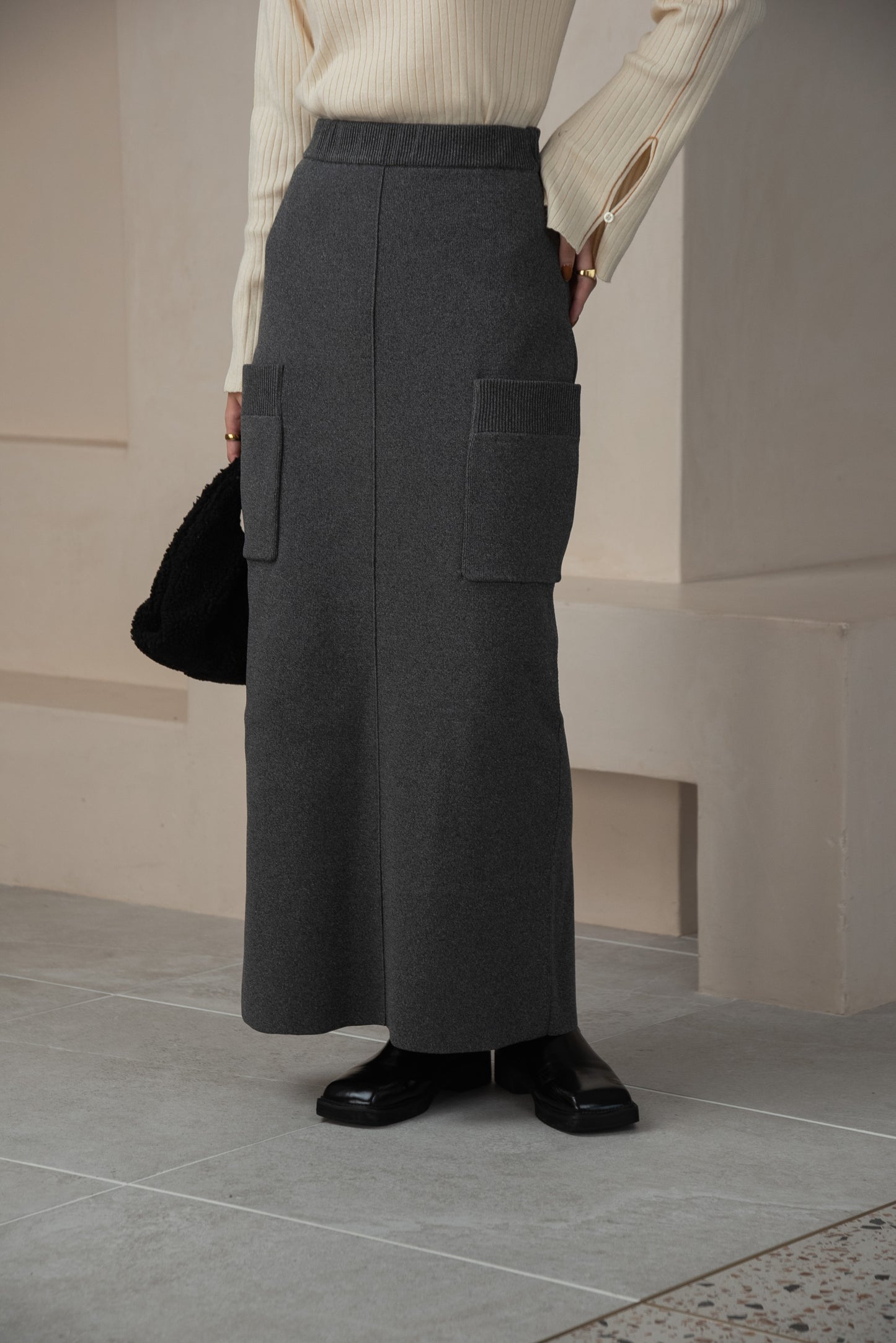 side pocket straight skirt