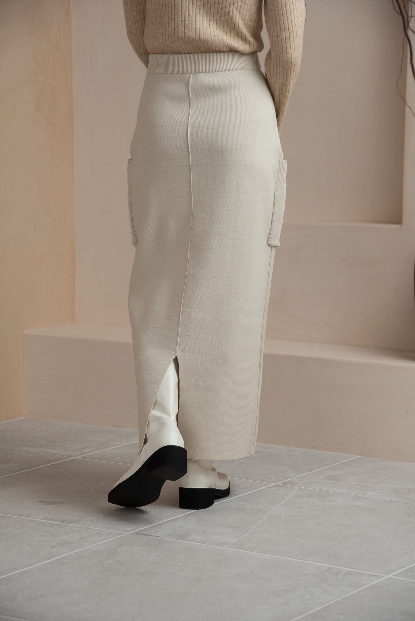 side pocket straight skirt