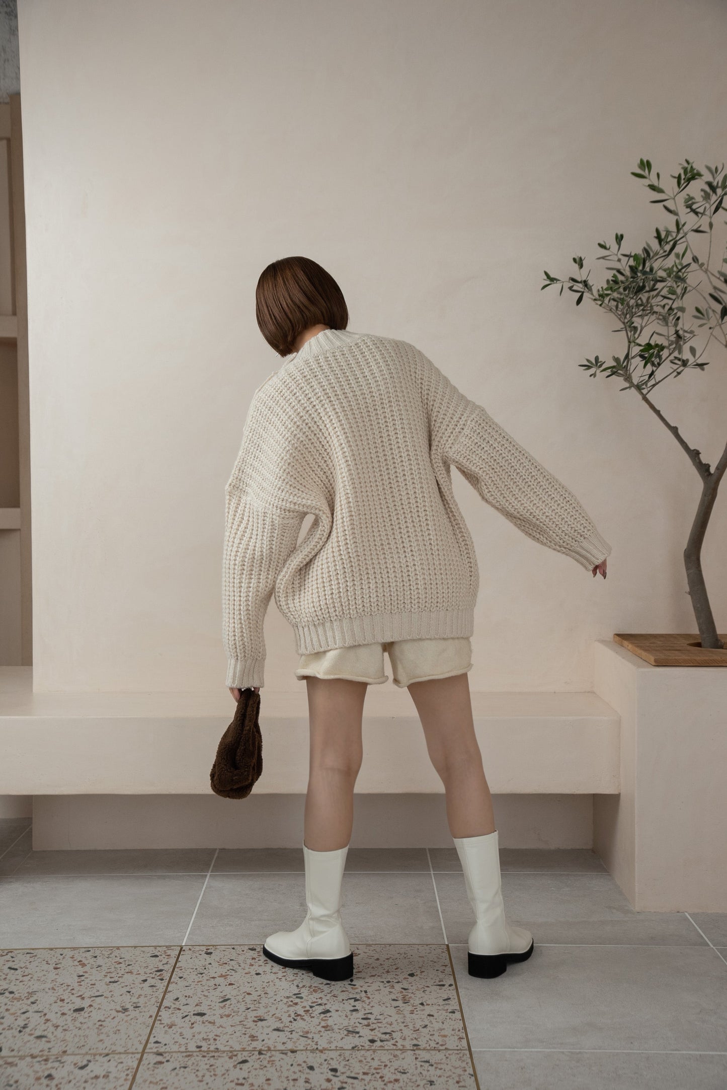 cable button over size knit