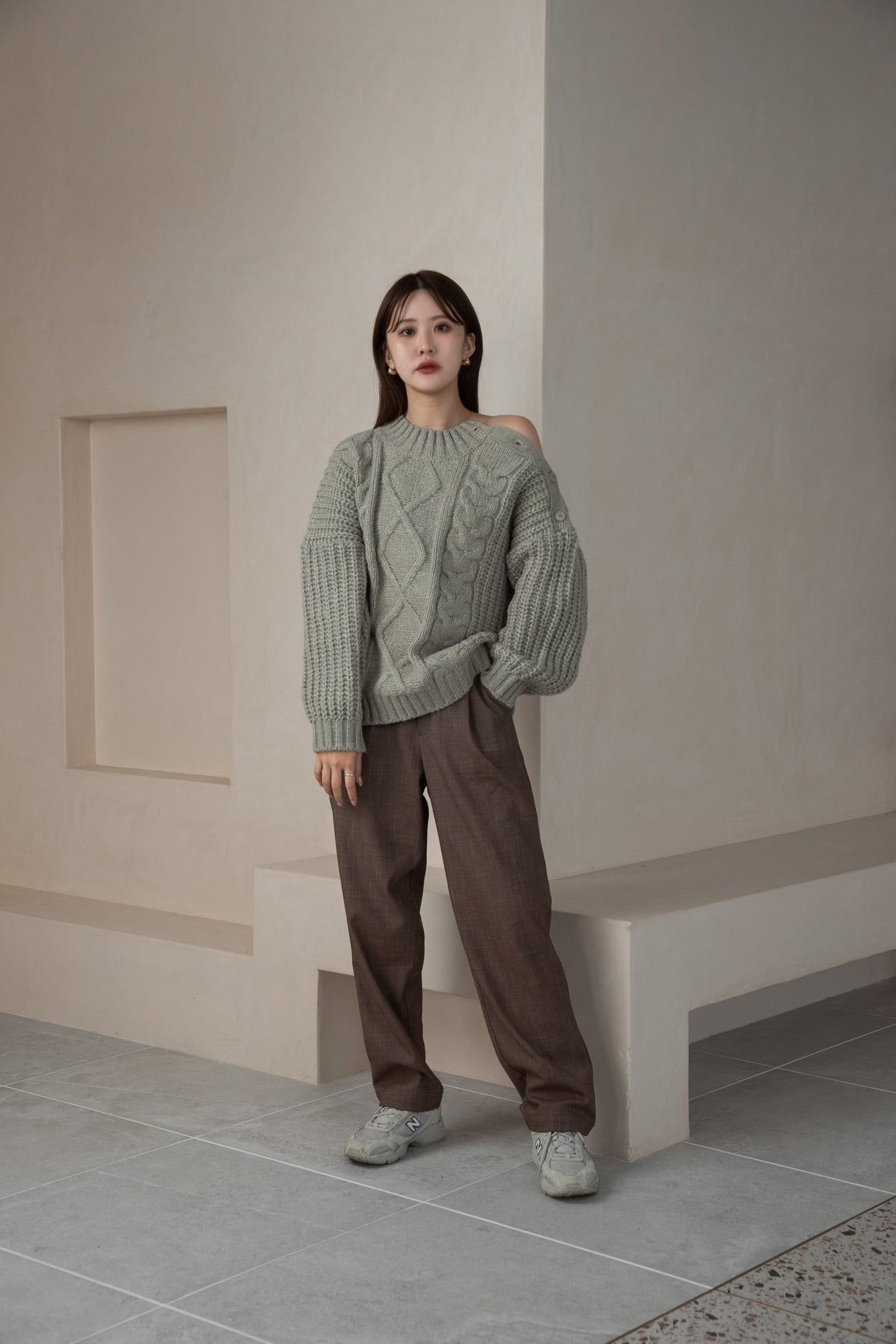 cable button over size knit
