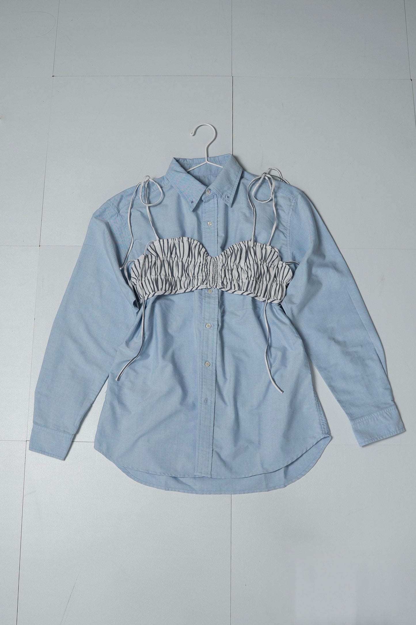 string ribbon gather stripe bustier