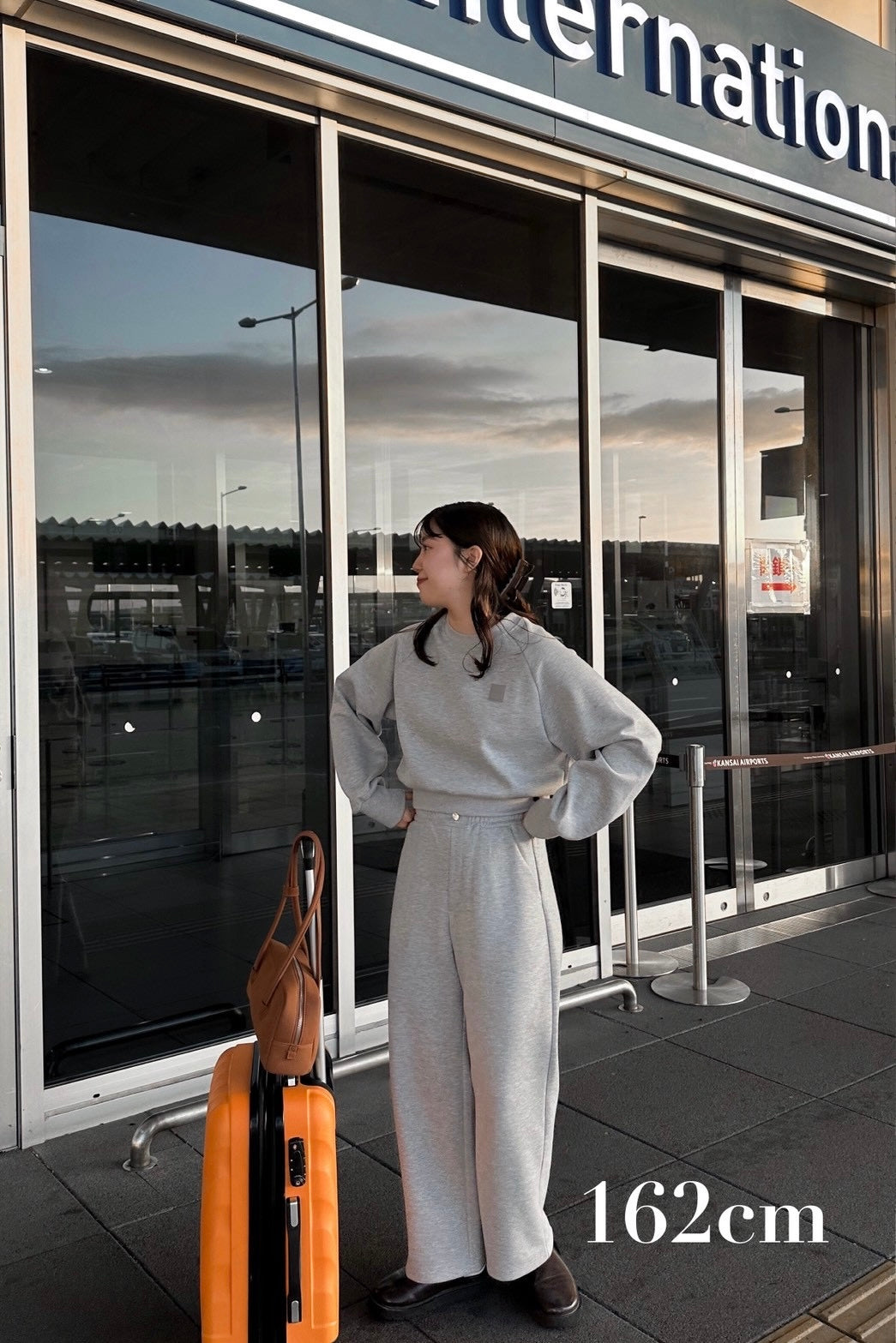 lawgy original logo embroidery sweat pants