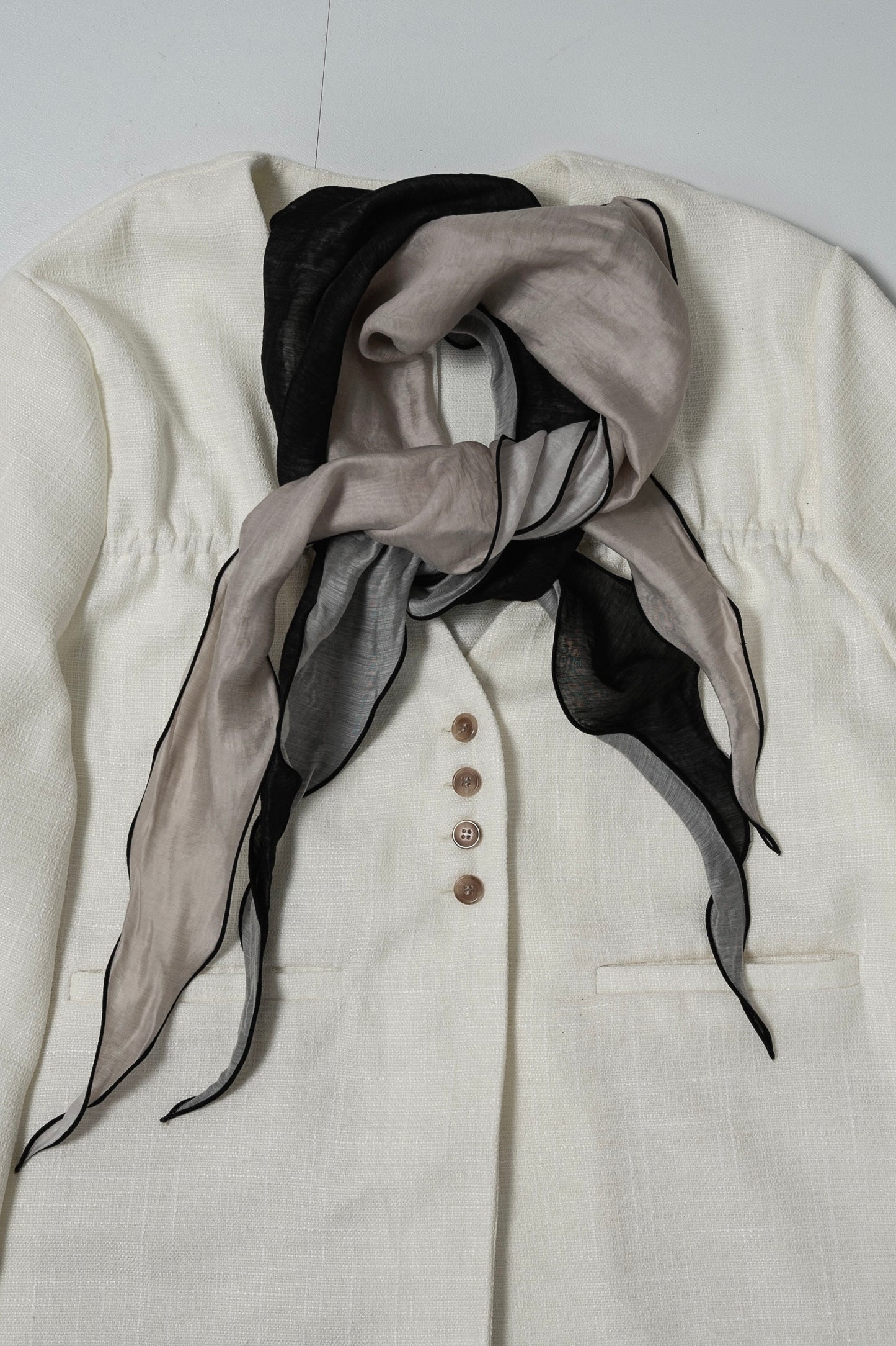 piping bicolor sheer scarf