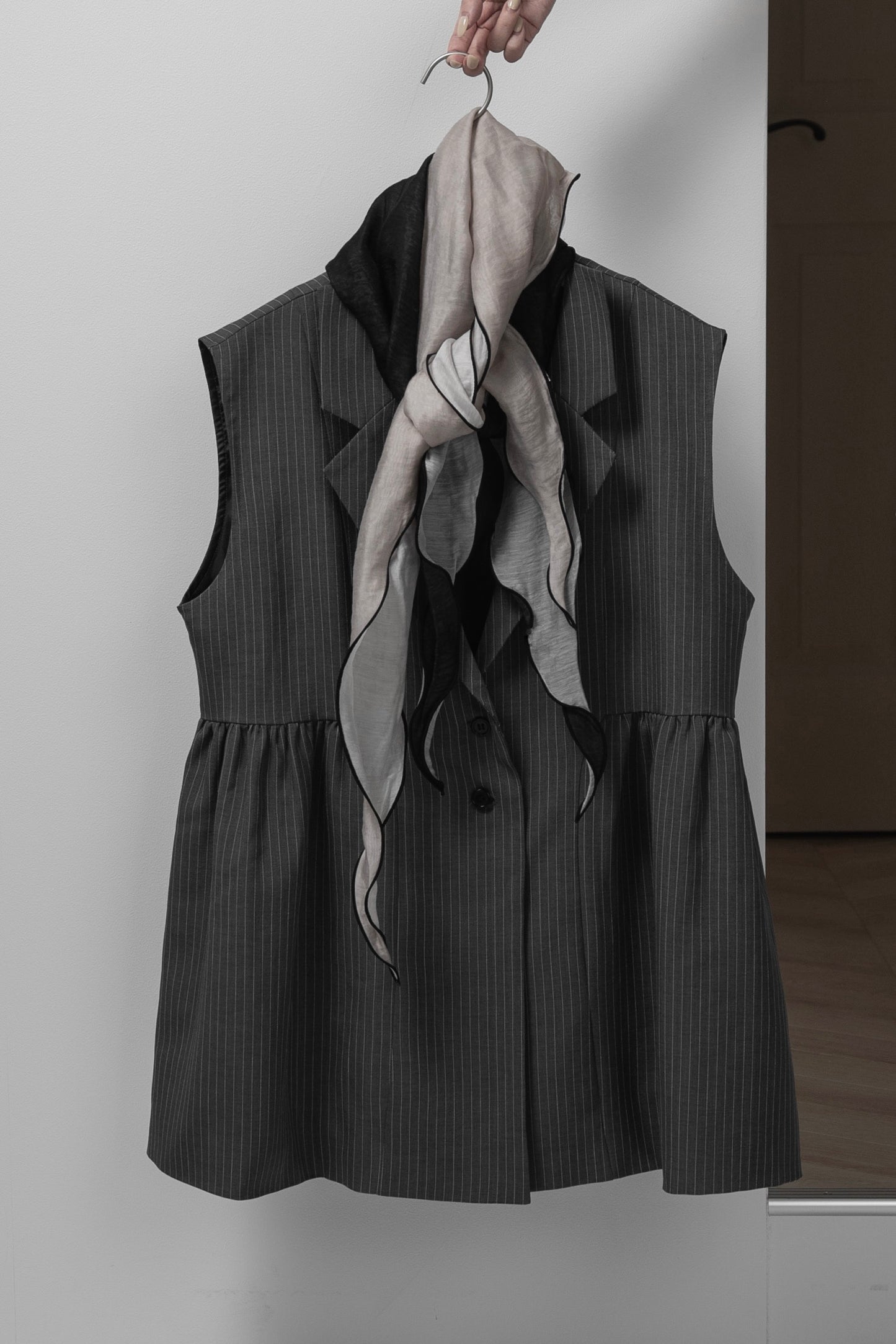 piping bicolor sheer scarf